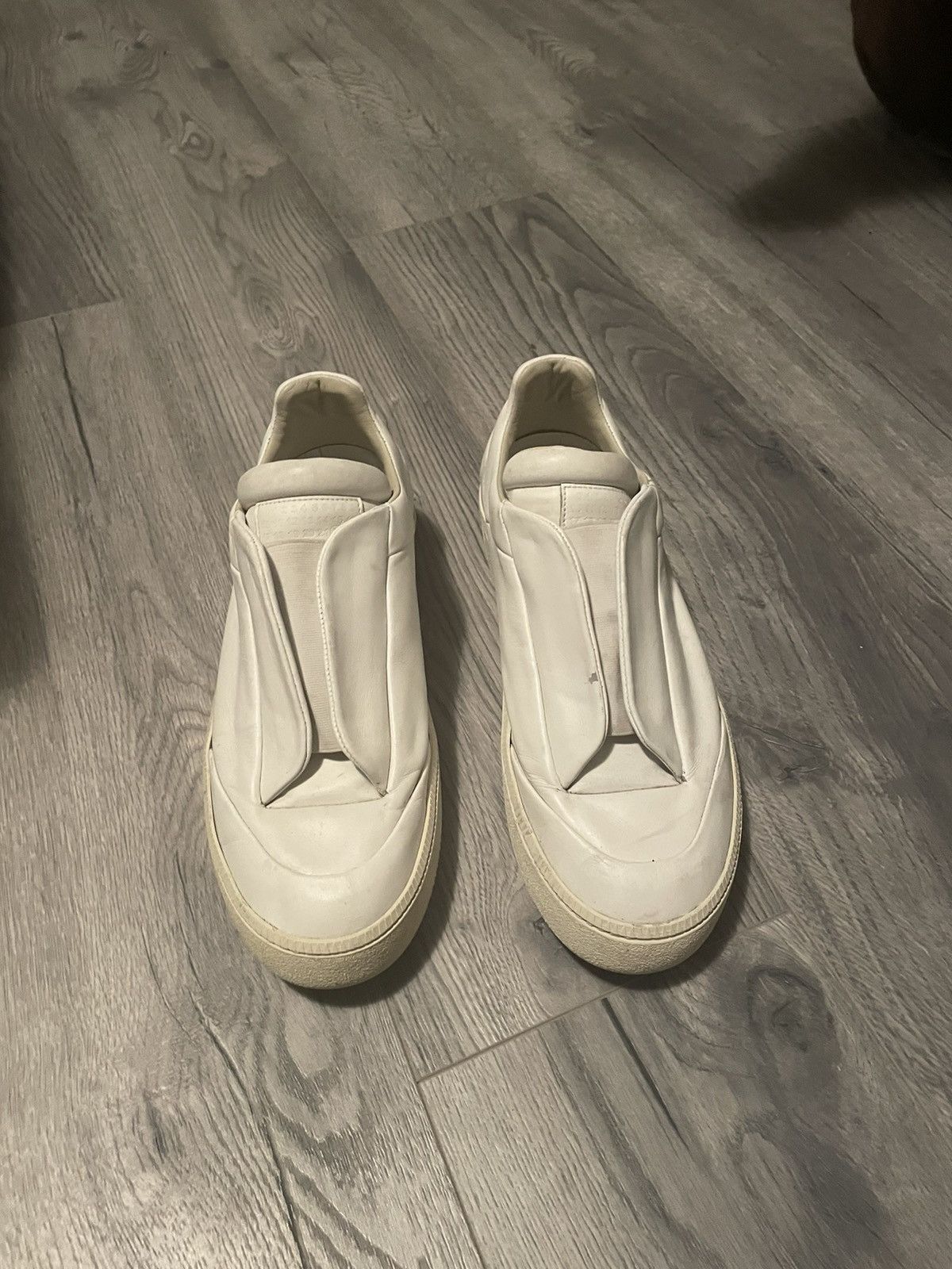 White Low Futures