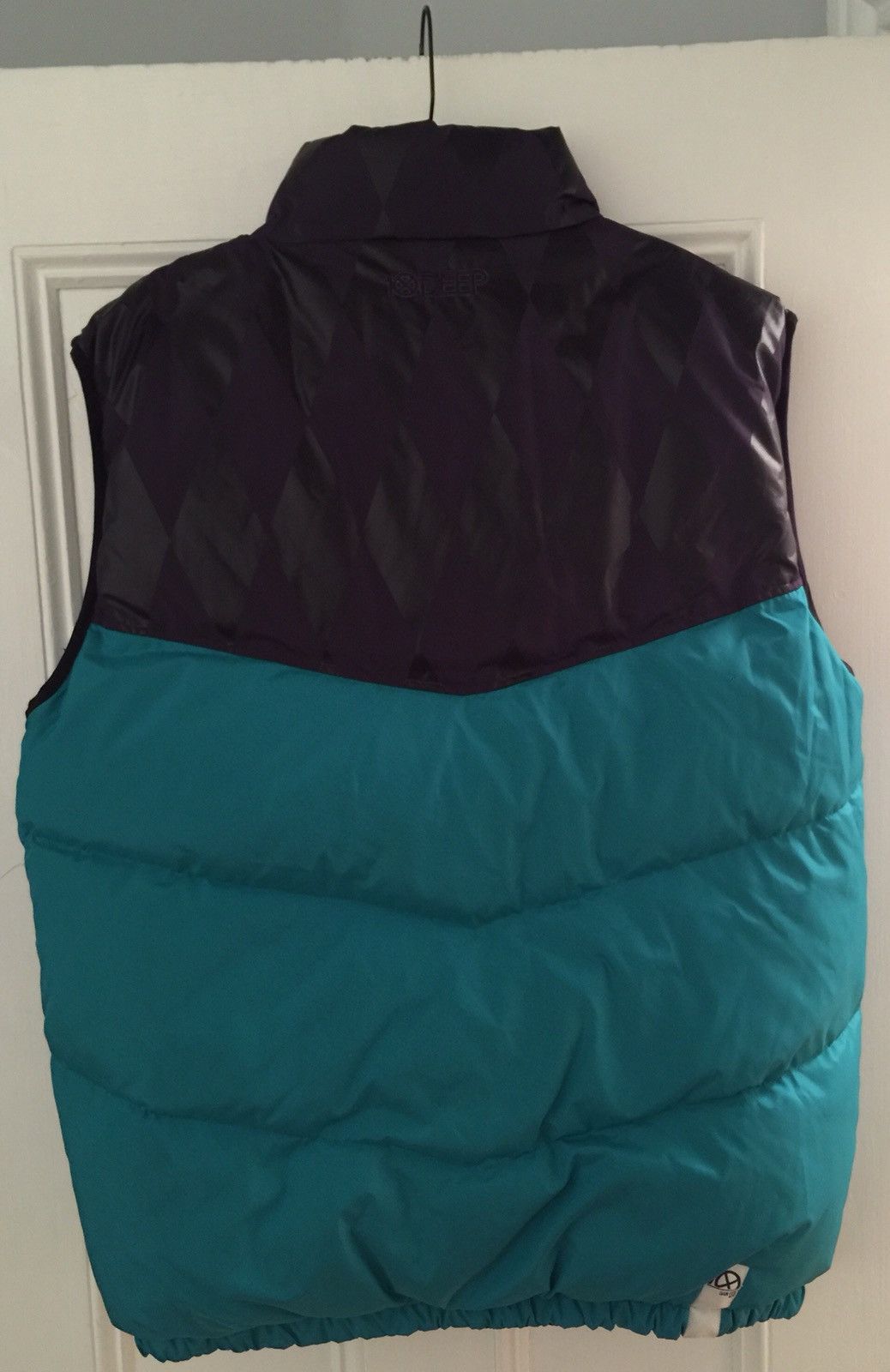 10 Deep 10 Deep Amsterdam Ave reversible puffy vest teal purple XL Size US XXL / EU 58 / 5 - 6 Thumbnail