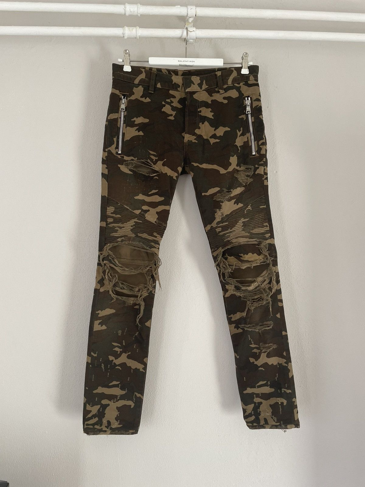 Balmain Destroyed Army Camo Biker Jeans Size US 28 / EU 44 - 1 Thumbnail