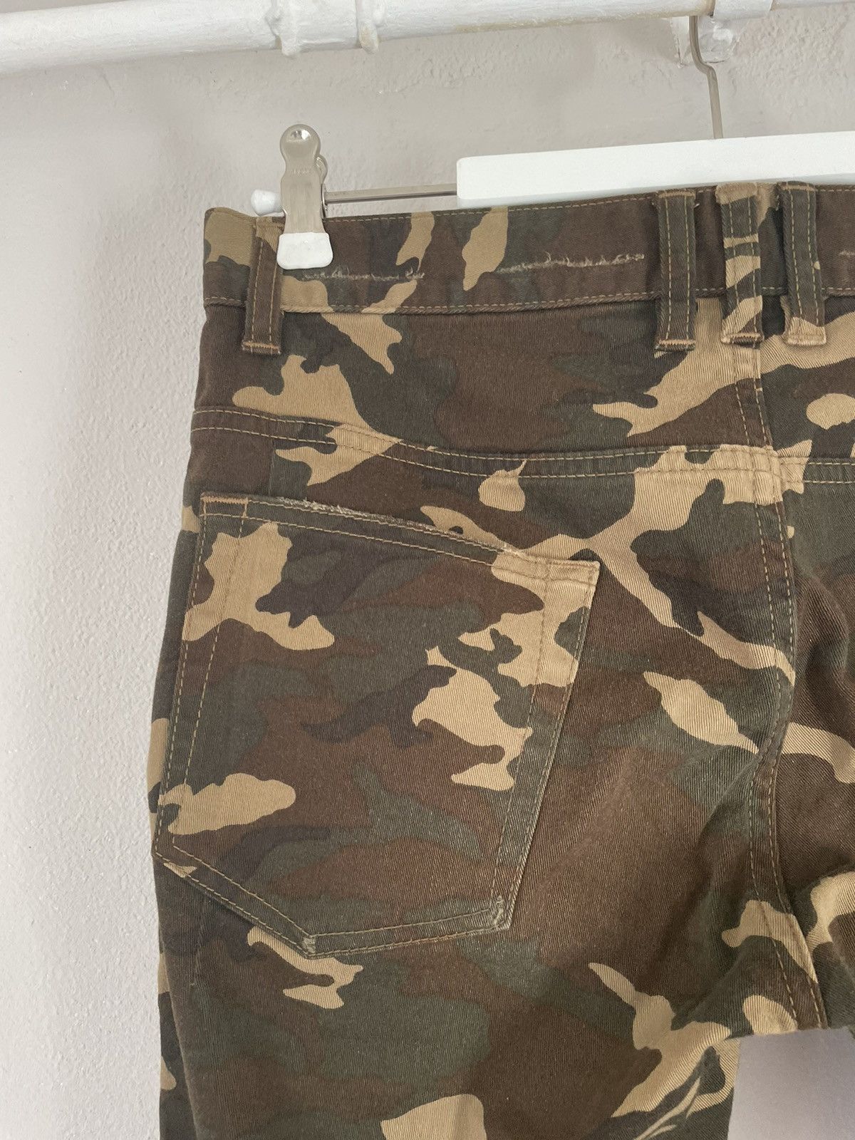 Balmain Destroyed Army Camo Biker Jeans Size US 28 / EU 44 - 4 Thumbnail