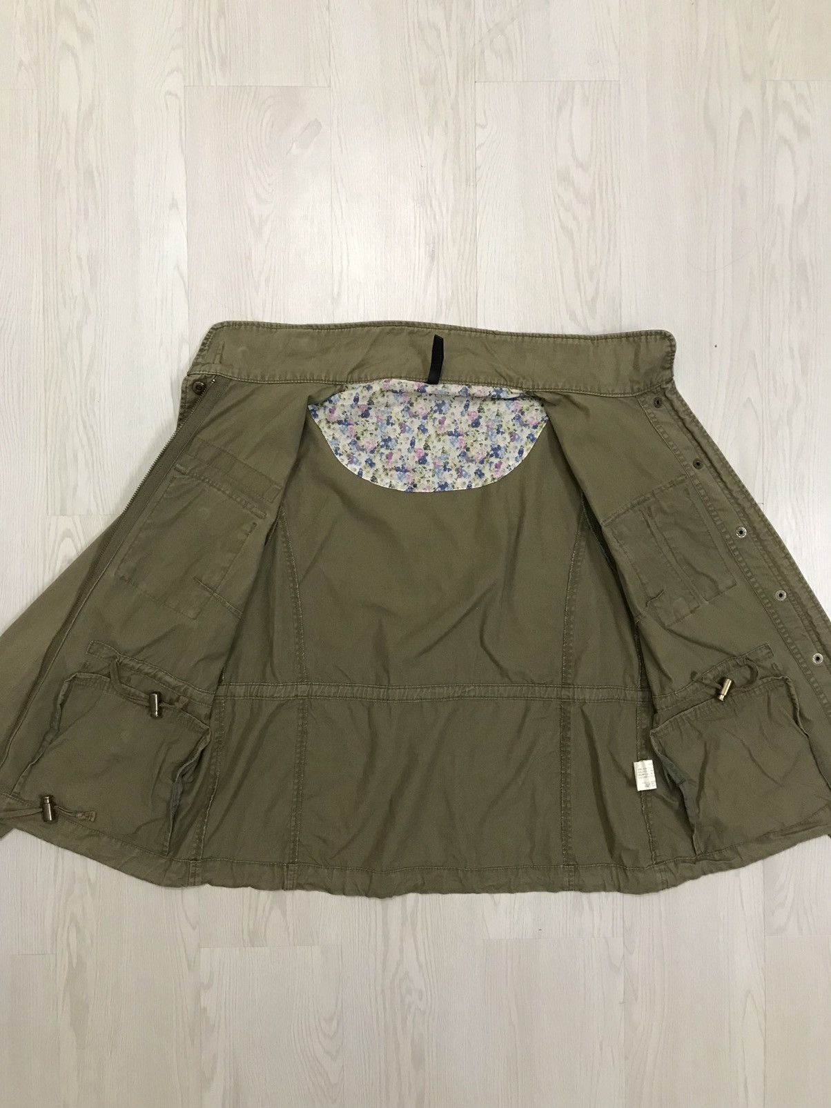 Japanese Brand × Vintage Vintage Military Jacket For Women Marshmallow Crown Size S / US 4 / IT 40 - 14 Thumbnail