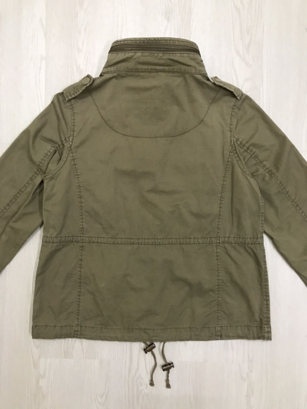 Japanese Brand × Vintage Vintage Military Jacket For Women Marshmallow Crown Size S / US 4 / IT 40 - 8 Thumbnail