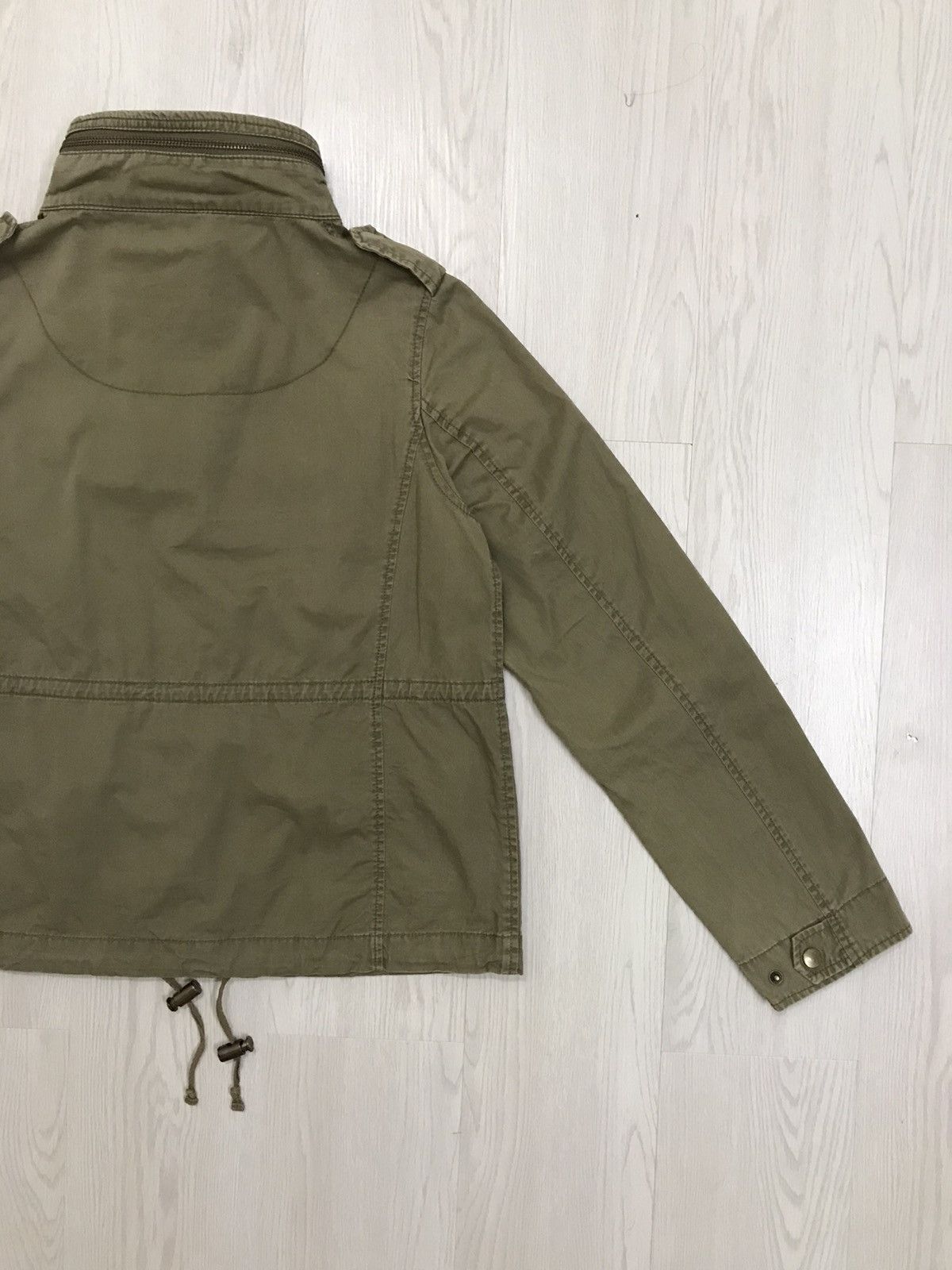 Japanese Brand × Vintage Vintage Military Jacket For Women Marshmallow Crown Size S / US 4 / IT 40 - 10 Thumbnail