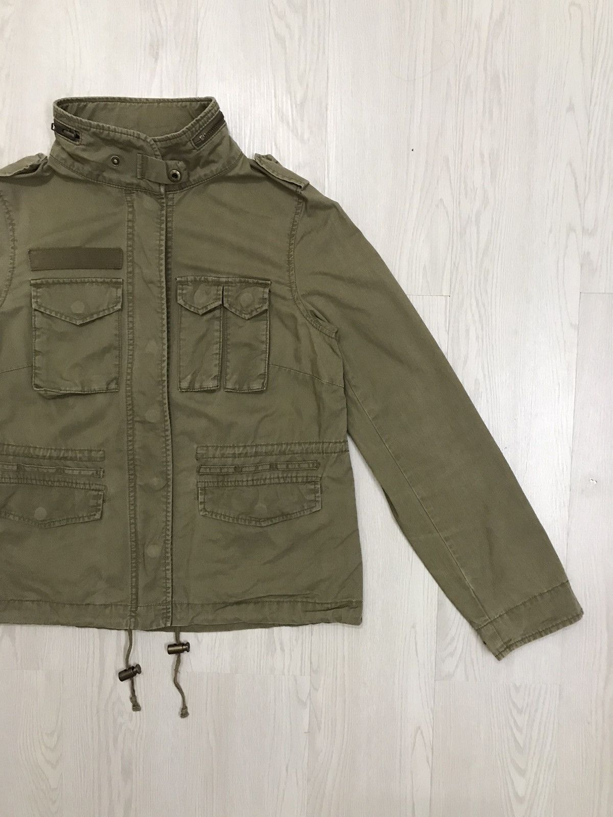 Japanese Brand × Vintage Vintage Military Jacket For Women Marshmallow Crown Size S / US 4 / IT 40 - 5 Thumbnail