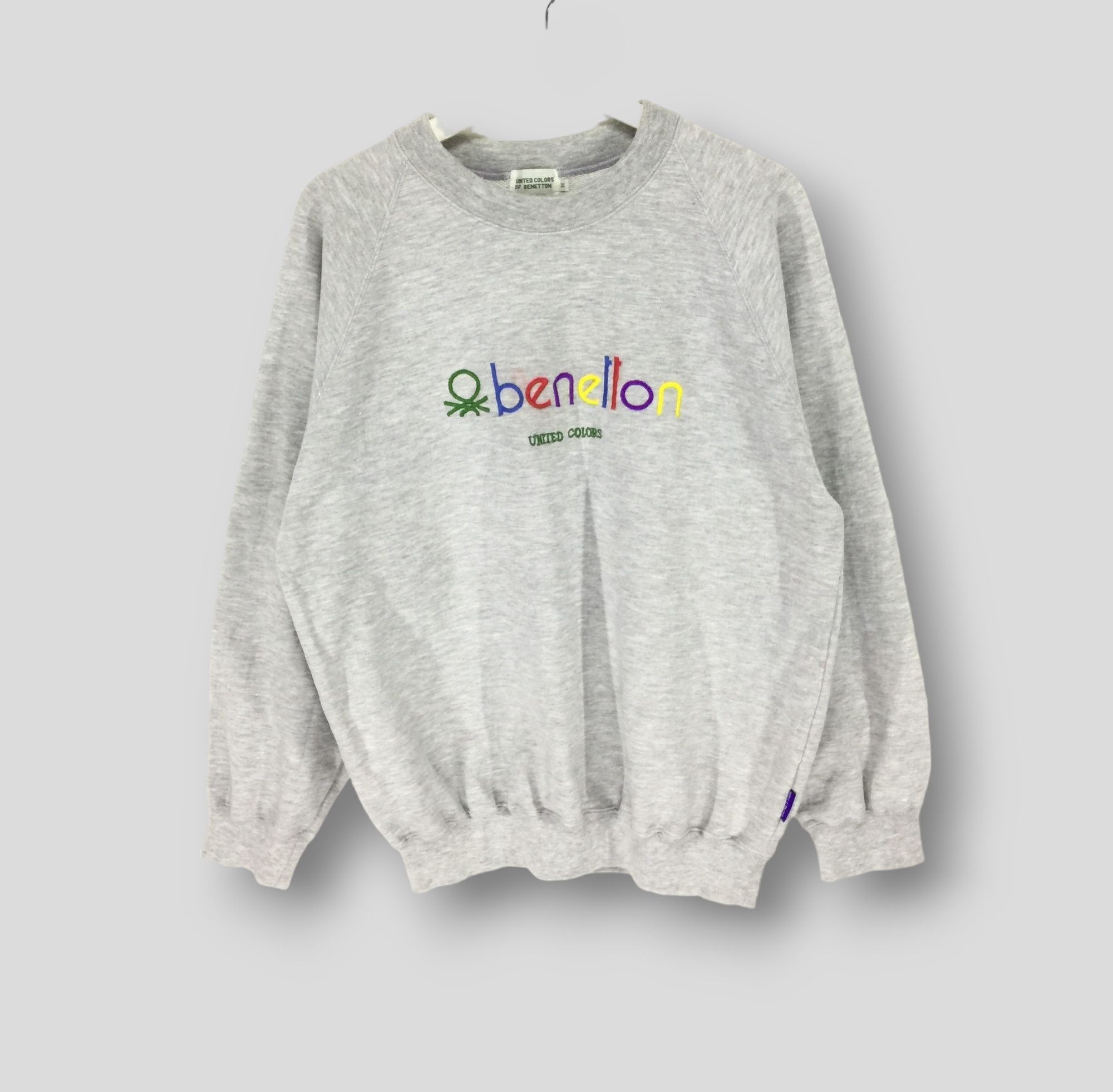 Vintage 90s benetton multicolor embroidered logo pullover