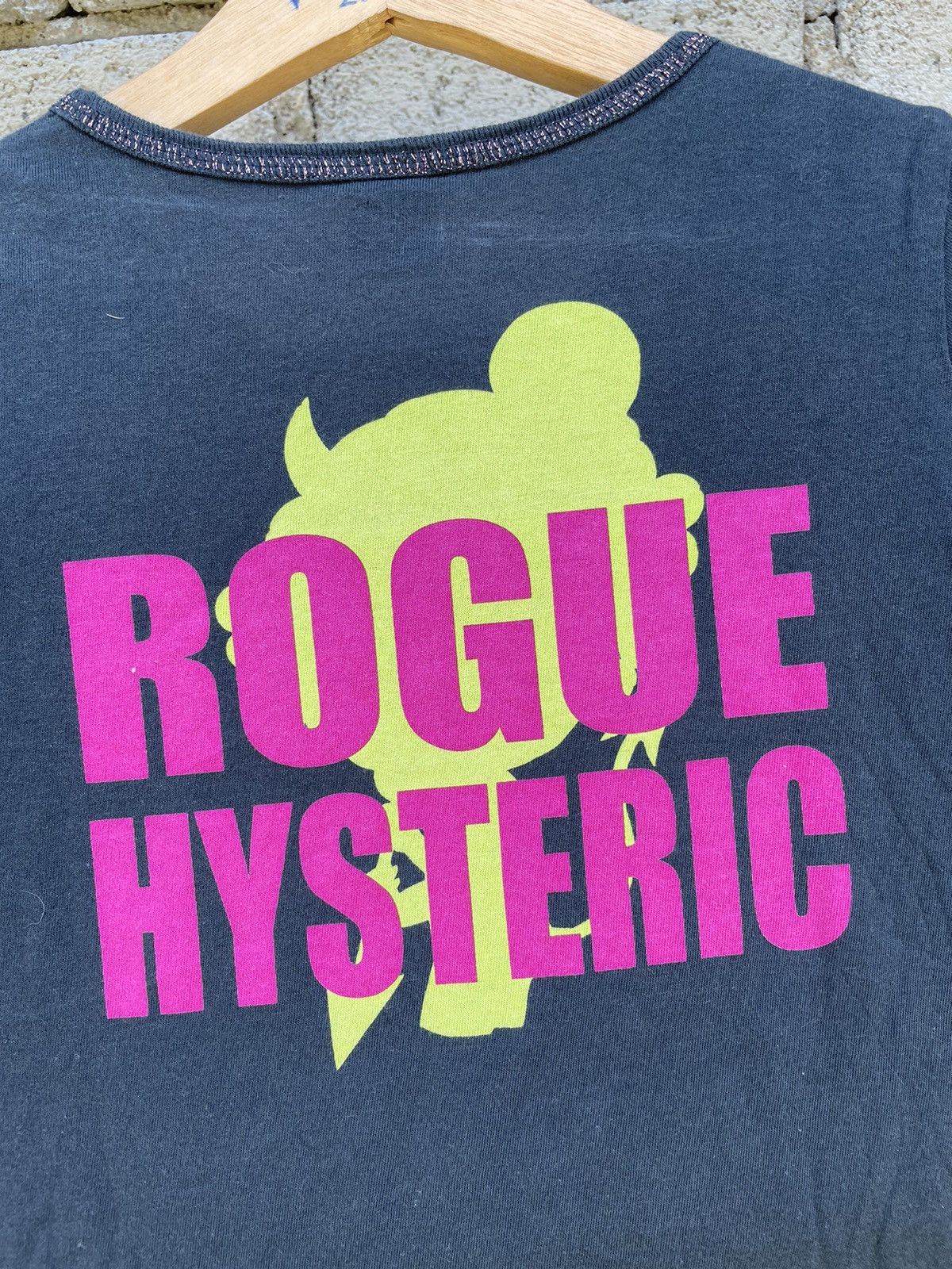 Hysteric Glamour × Japanese Brand Hysteric Glamour rogue Big Logo Tee Size S / US 4 / IT 40 - 7 Thumbnail