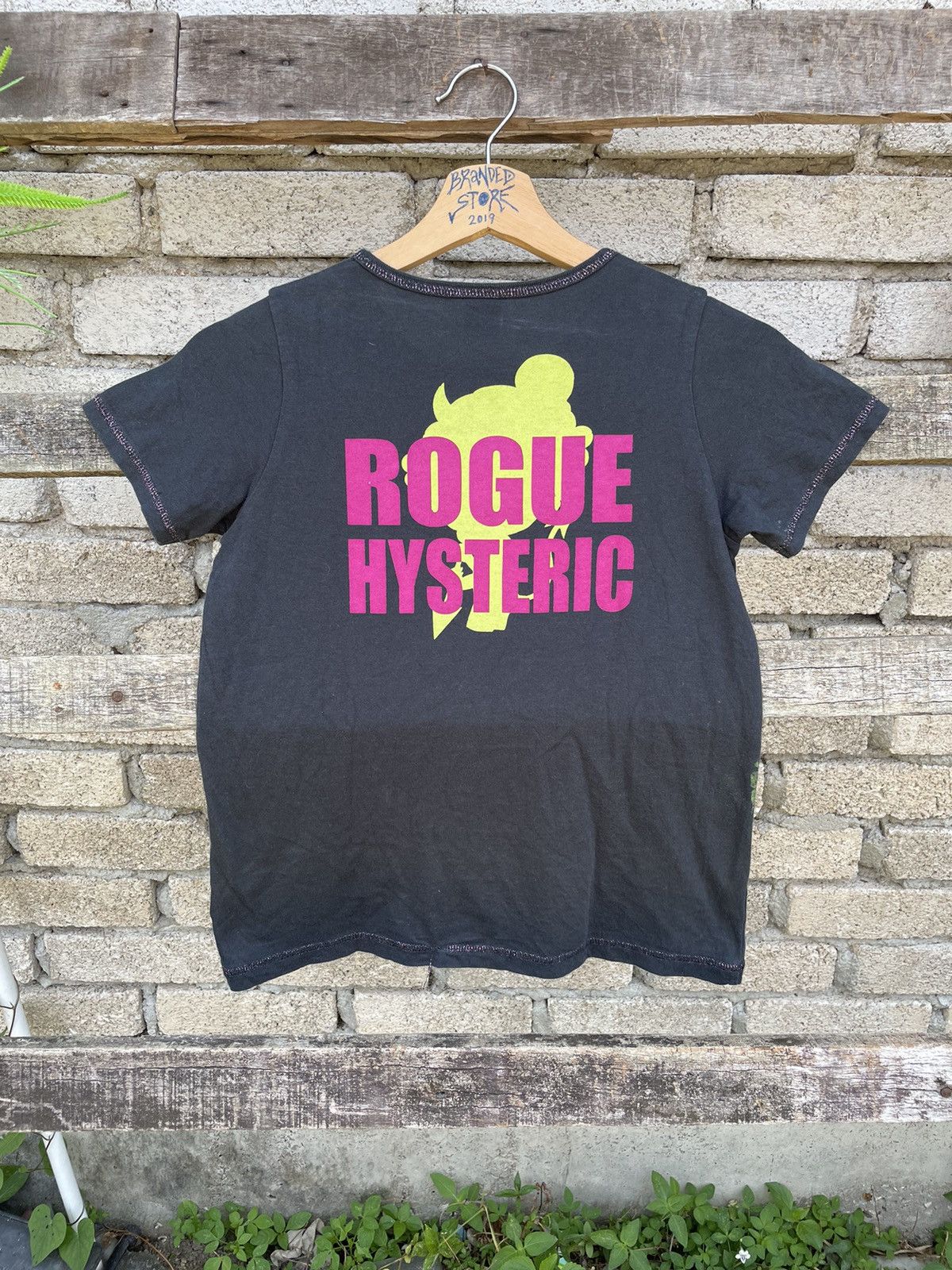 Hysteric Glamour × Japanese Brand Hysteric Glamour rogue Big Logo Tee Size S / US 4 / IT 40 - 2 Thumbnail