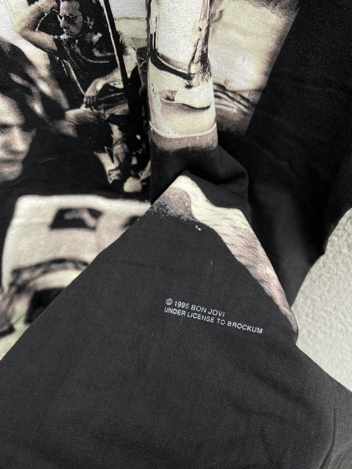 Band Tees × Bon Jovi × Vintage Bon Jovi 1995 Crossroad World Tour Anytime Anywhere Tee Size US L / EU 52-54 / 3 - 3 Thumbnail