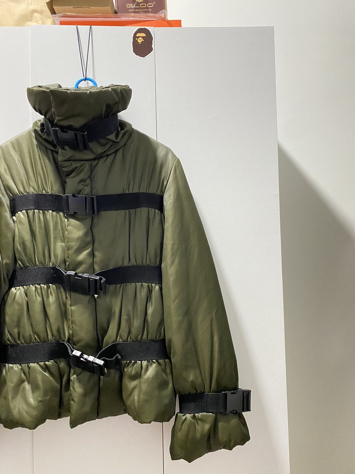 Jean Paul Gaultier Runway AW03 JPG Bondage Strap PufferJacket Size M / US 6-8 / IT 42-44 - 4 Thumbnail