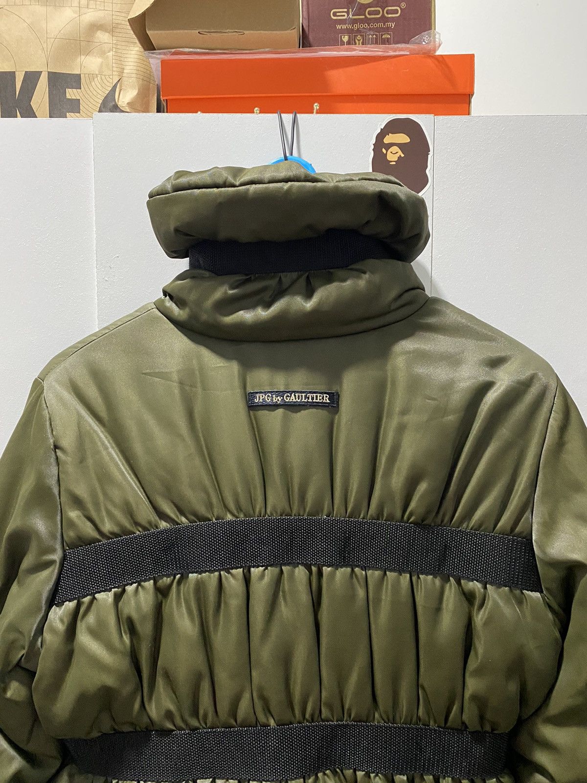 Jean Paul Gaultier Runway AW03 JPG Bondage Strap PufferJacket Size M / US 6-8 / IT 42-44 - 9 Thumbnail