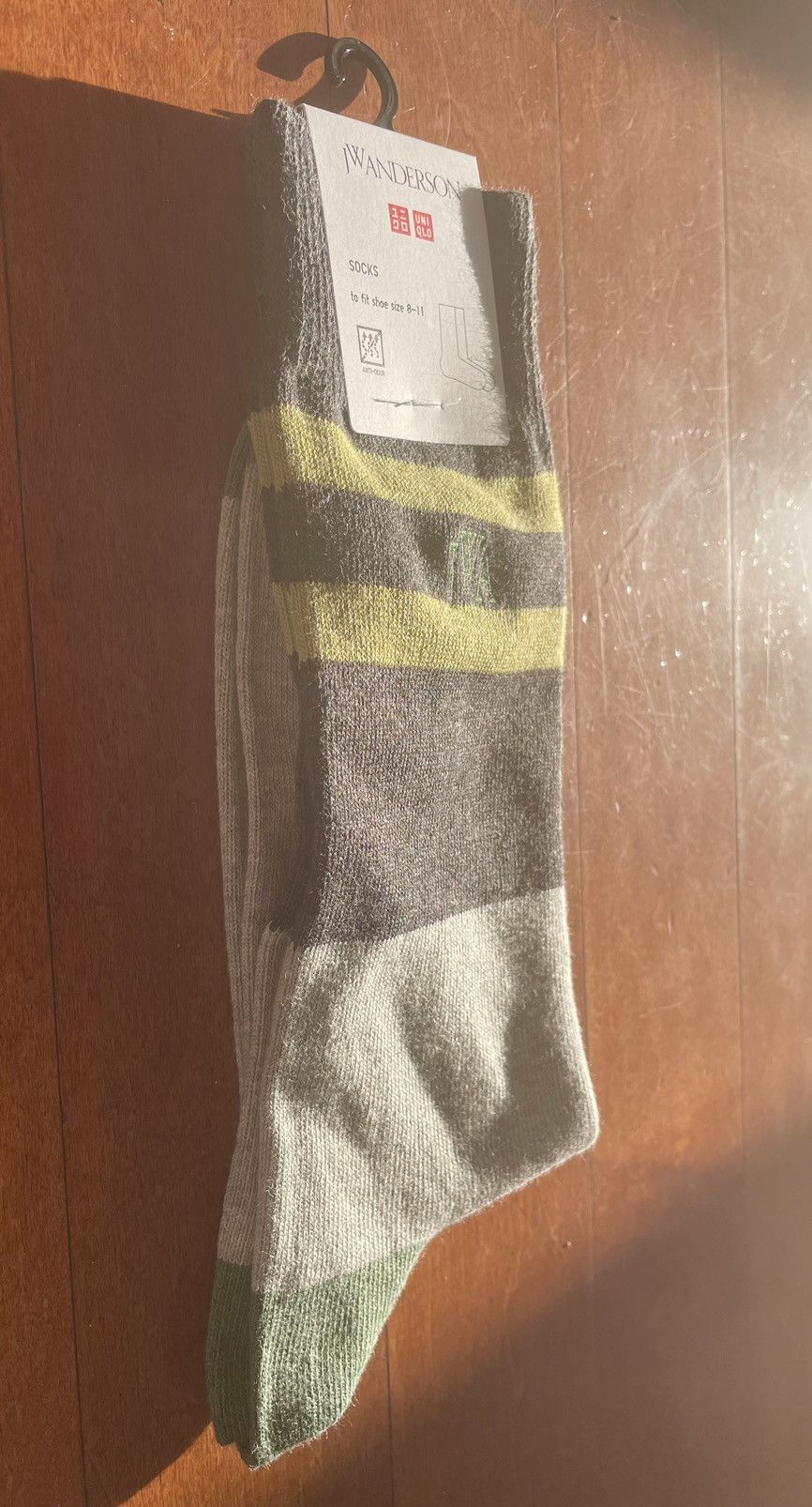 JW Anderson × Uniqlo Dark Gray Lined Color Block Socks Dress Crew Line Green Logo Size ONE SIZE - 3 Thumbnail