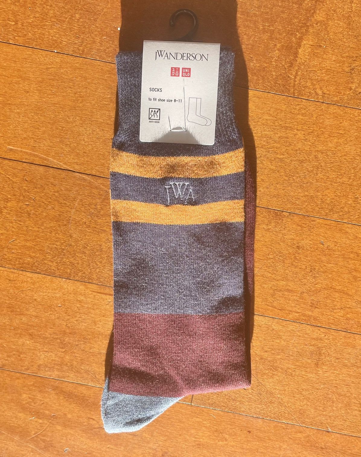 JW Anderson × Uniqlo Blue Lined Color Block Socks Dress Crew Logo Line Red Orange Size ONE SIZE - 2 Thumbnail