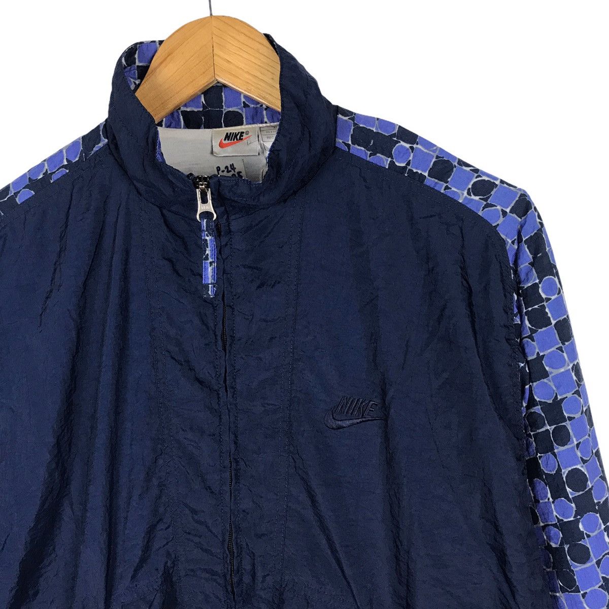 Nike × Vintage 🔥RARE🔥 Vintage 90s Nike Mini Logo Windbreaker Size US M / EU 48-50 / 2 - 4 Thumbnail