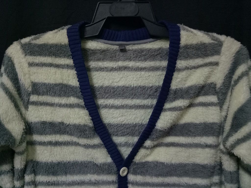 Japanese Brand 🔥🔥🔥Undercover X Uniqlo Button Up Fleece Sweater RARE Size US M / EU 48-50 / 2 - 2 Thumbnail