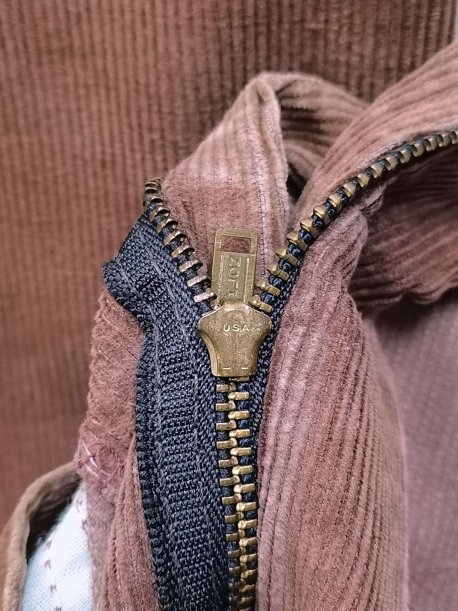 Wrangler Vintage WRANGLER Made in U.S.A. Talon Zipper Corduroy Jeans Size US 27 - 15 Thumbnail