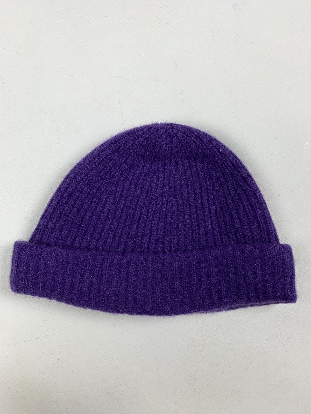 Lacoste Vintage Lacoste Black Label Purple Cashemere Beanie Hat Size ONE SIZE - 5 Thumbnail