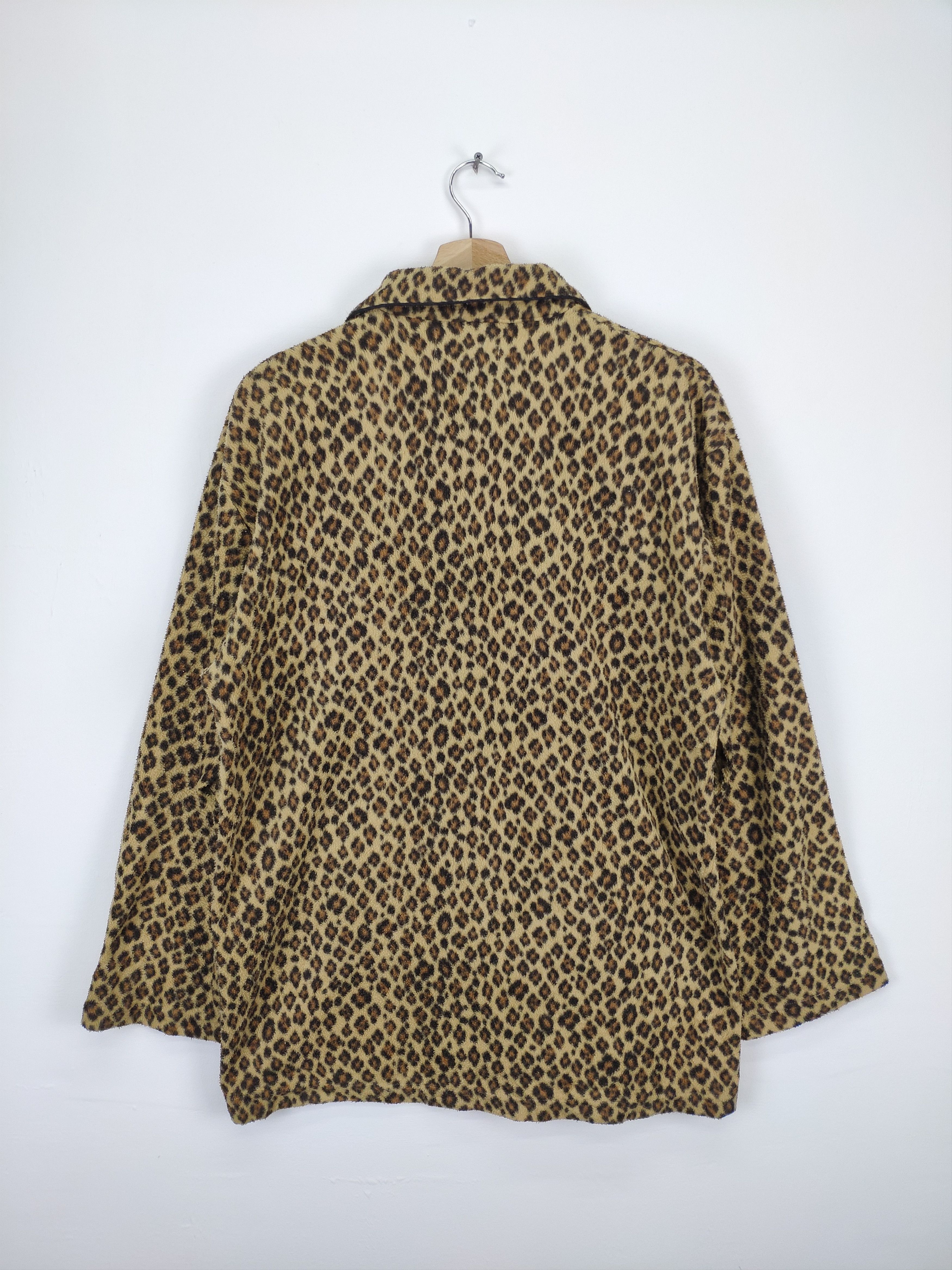 Japanese Brand × Vintage Vintage 90s Leopard Cardigan Fleece Printed Size US M / EU 48-50 / 2 - 11 Thumbnail