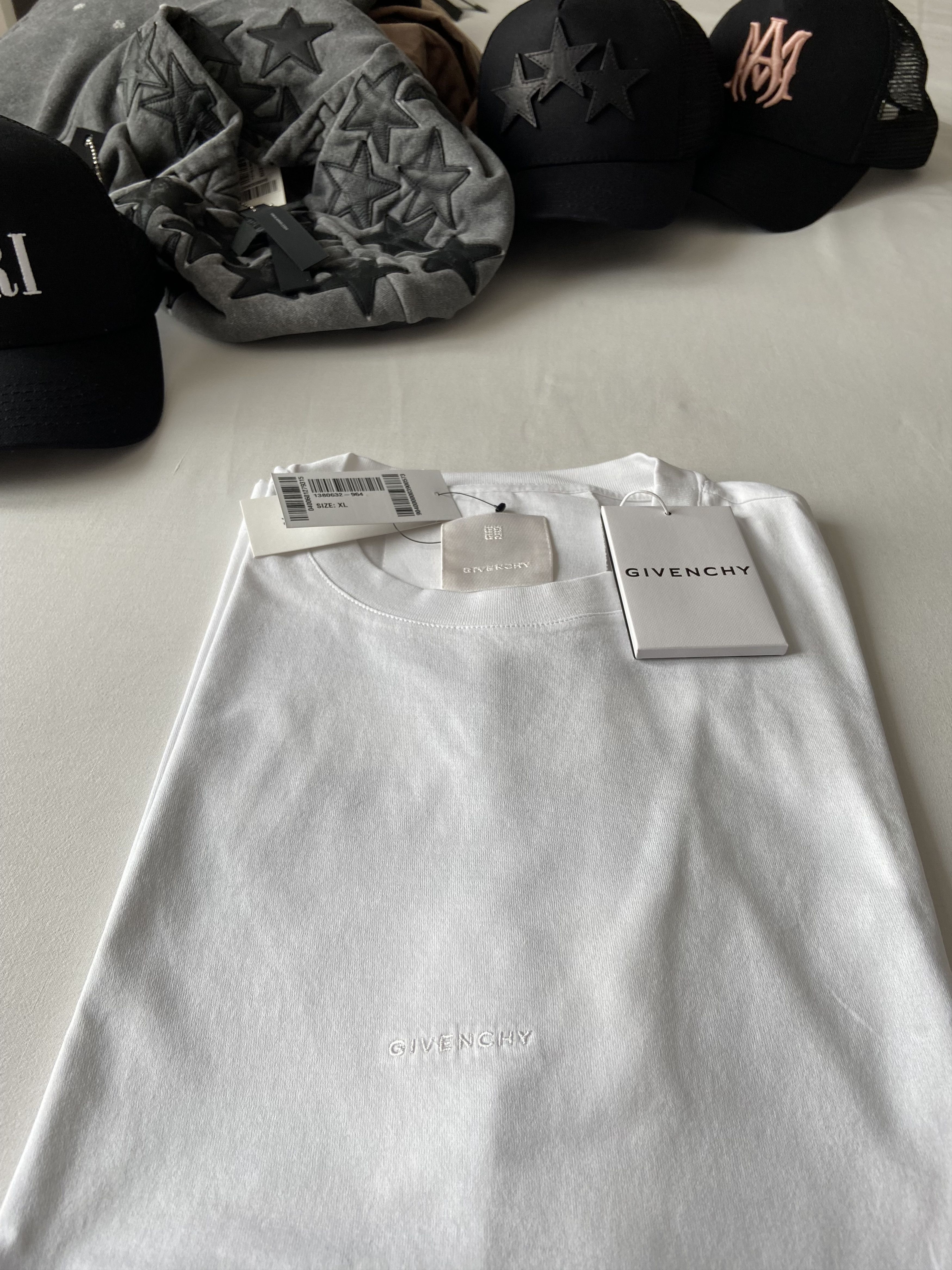 Givenchy NEW Givenchy x Chito Printed T-Shirt Size US L / EU 52-54 / 3 - 3 Thumbnail