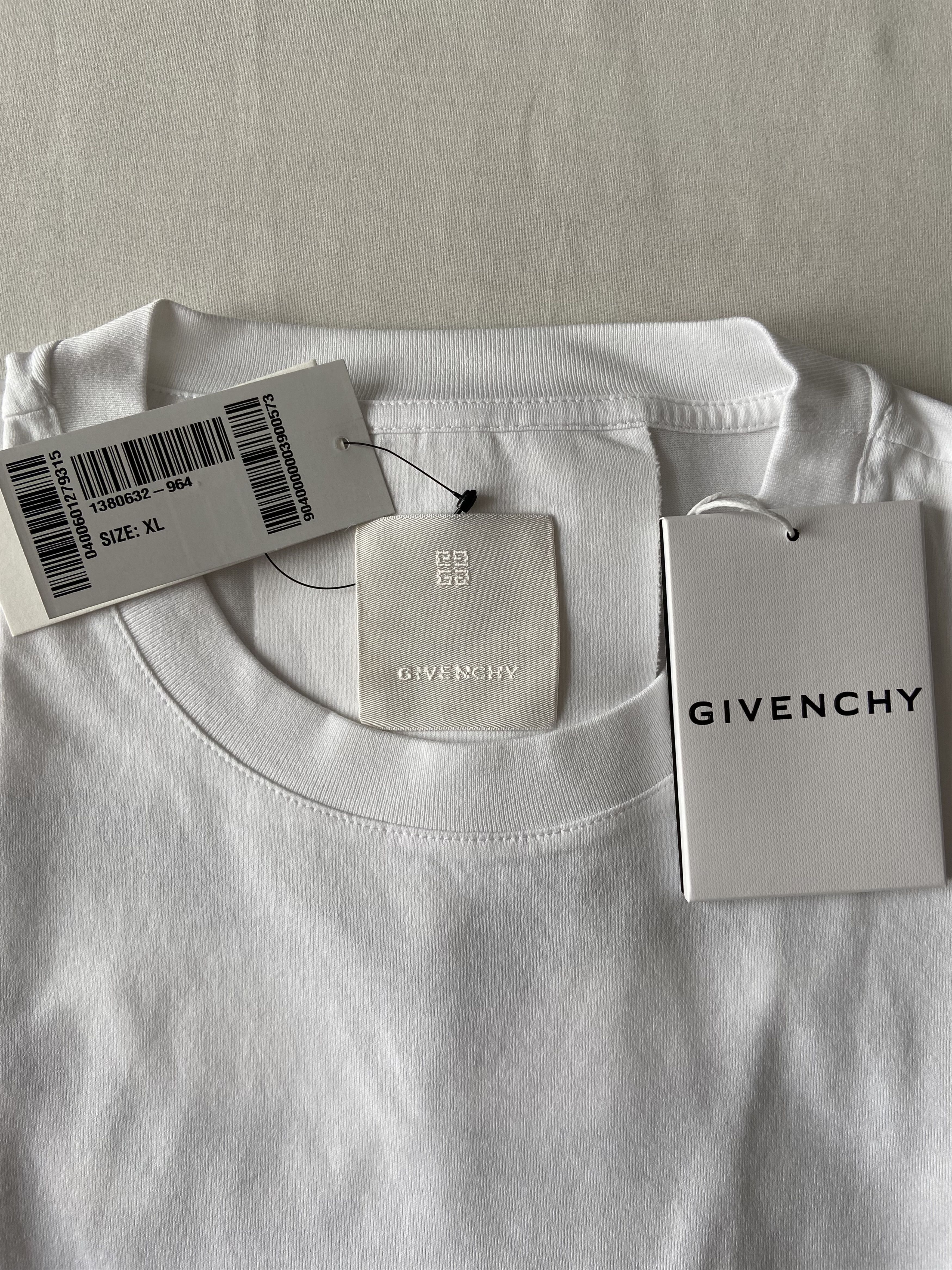 Givenchy NEW Givenchy x Chito Printed T-Shirt Size US L / EU 52-54 / 3 - 5 Thumbnail