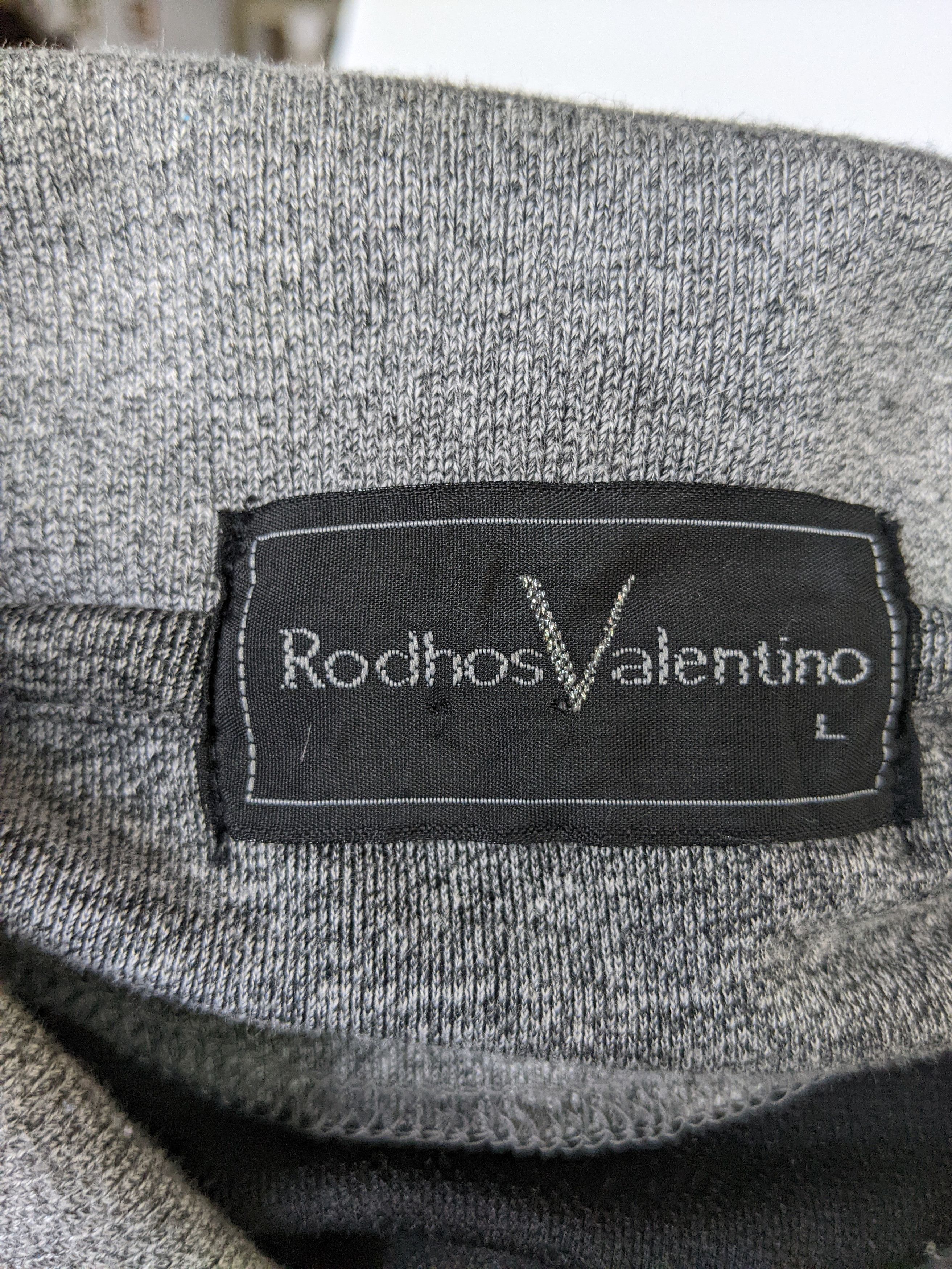 Vintage Vintage Rodhos Valentino Half Button Sweatshirt Size US L / EU 52-54 / 3 - 5 Thumbnail