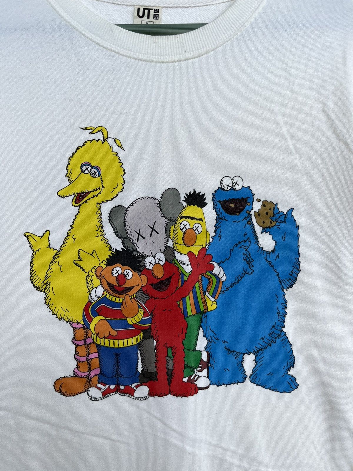 Kaws × Uniqlo Uniqlo x Kaws x Sesame Street Sweatshirt Size US M / EU 48-50 / 2 - 3 Thumbnail