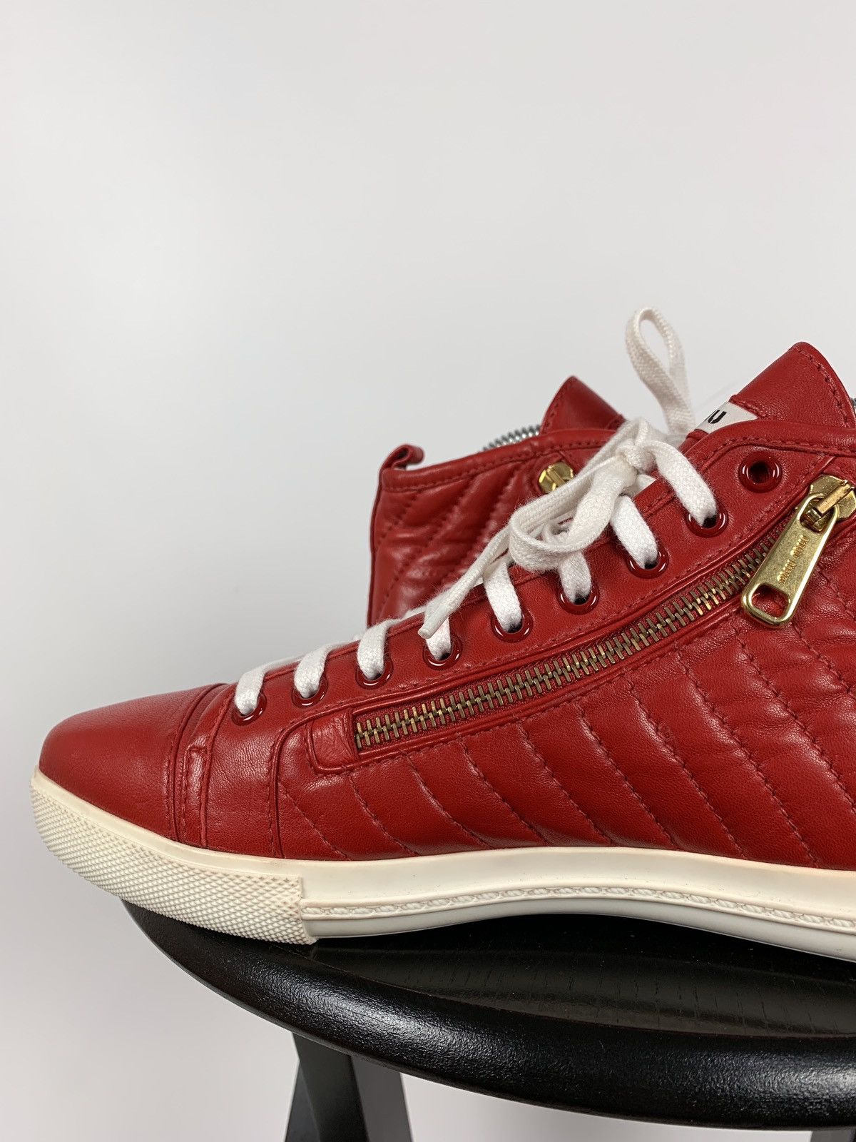 Miu Miu Miu Miu Quilted Red Leather Hi Top Sneakers Size US 7.5 / IT 37.5 - 16 Thumbnail