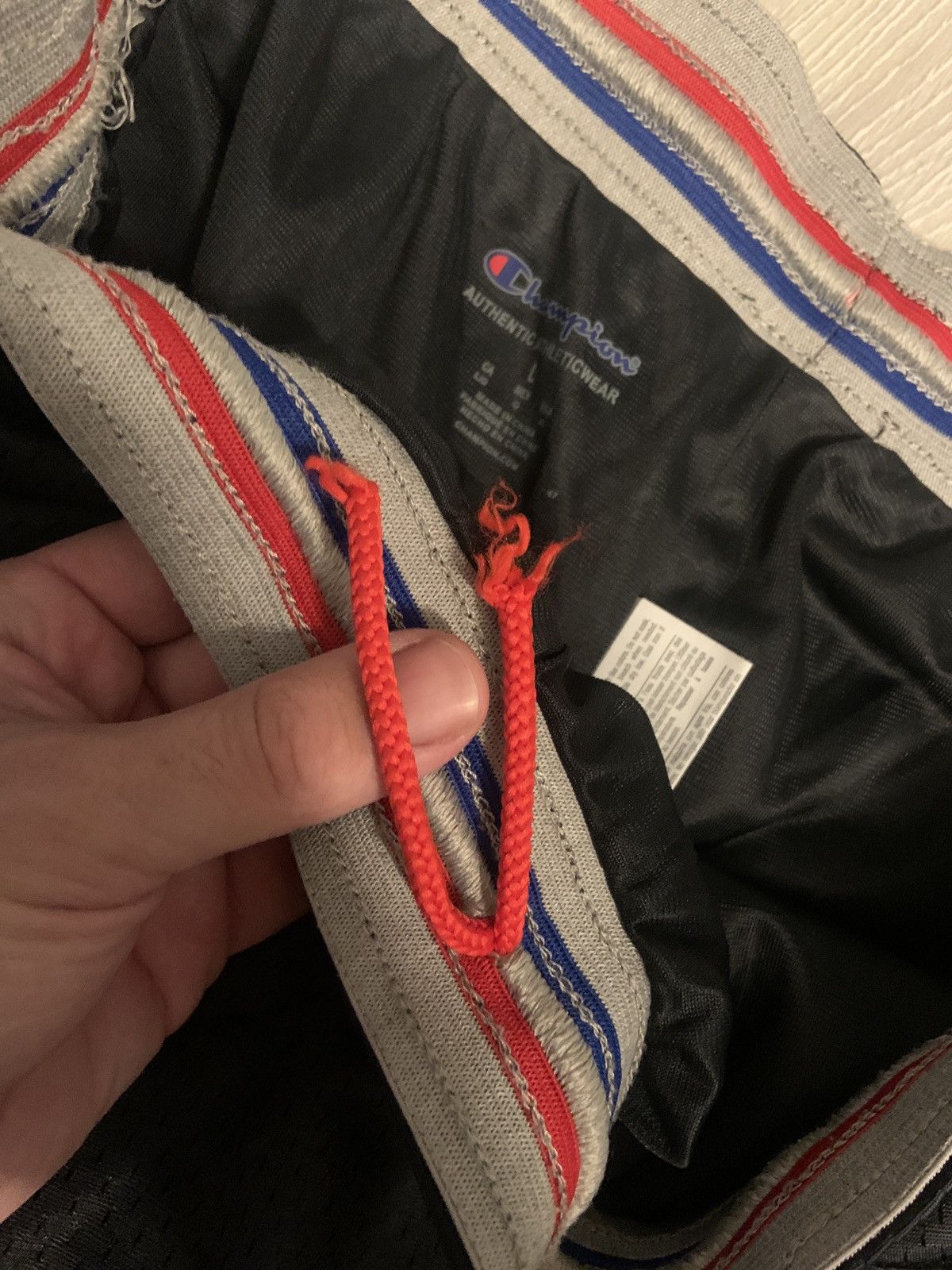 Champion Champion Athletic shorts Size US 34 / EU 50 - 2 Thumbnail