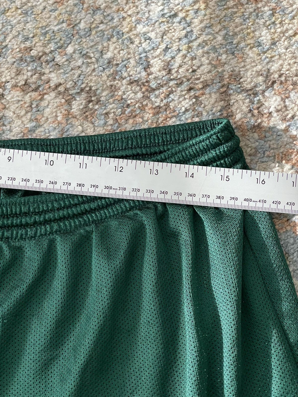 NCAA × Russell Athletic × Vintage Vintage NCAA Russell Athletic Michigan State Green Shorts XL Size US 32 / EU 48 - 6 Thumbnail