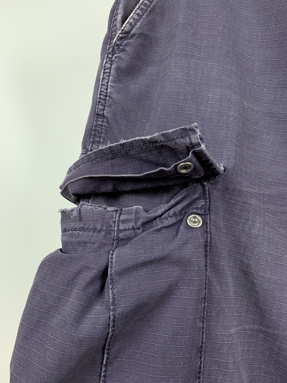 Carhartt Vintage Carhartt Distressed Grey Cargo Pants Travis Style Size US 31 - 20 Thumbnail