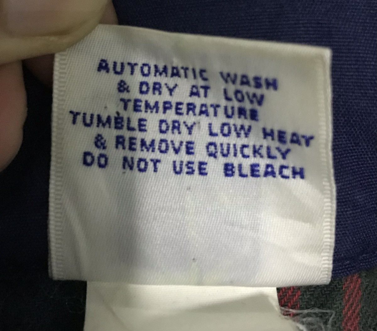 Japanese Brand OFF SHORE SEE REVERSE FOR CARE JACKET HOODIE Size US M / EU 48-50 / 2 - 14 Thumbnail