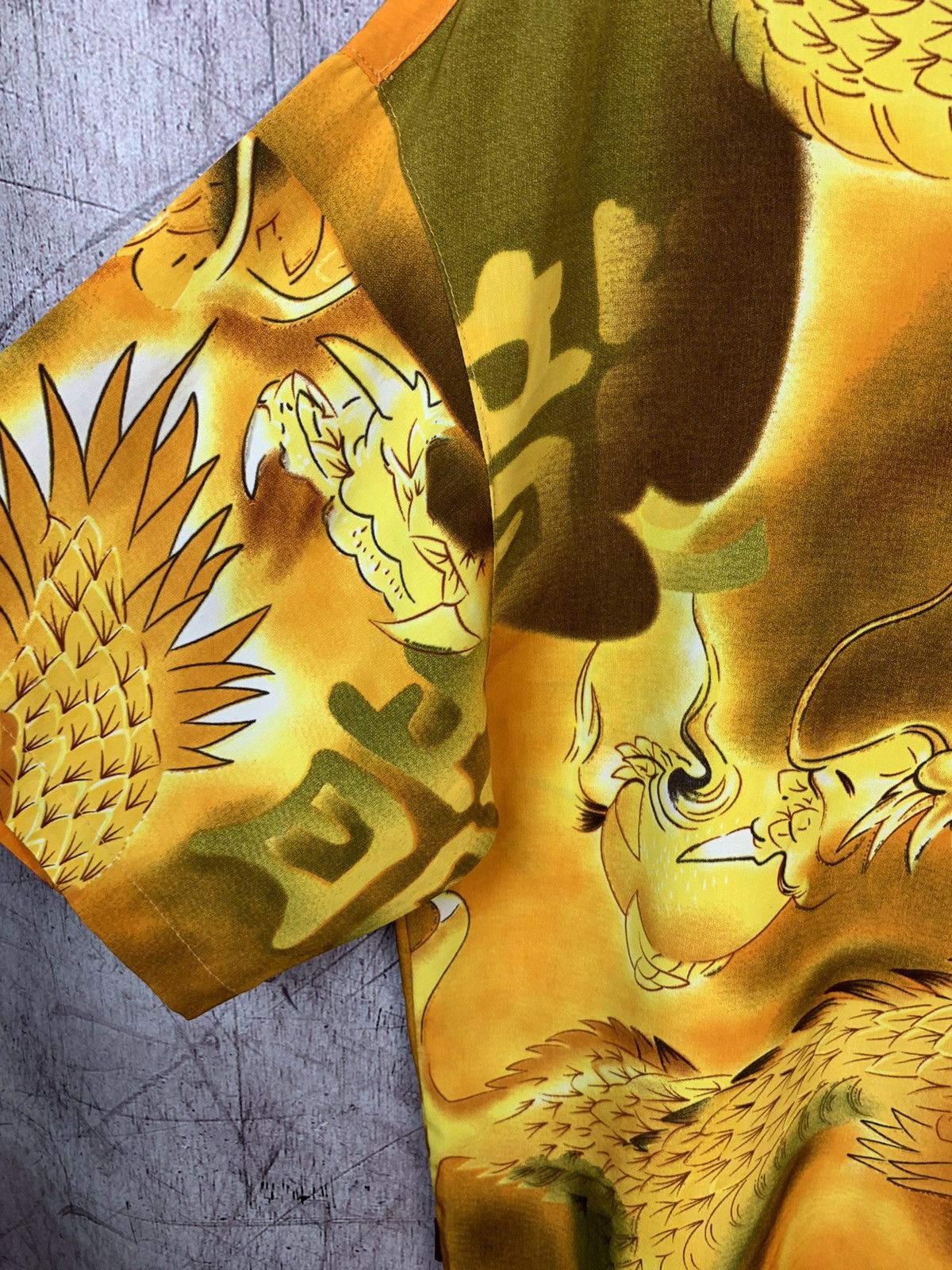 Japanese Brand Vintage Japanese Dragon Y2K Shirt Size US XL / EU 56 / 4 - 7 Thumbnail