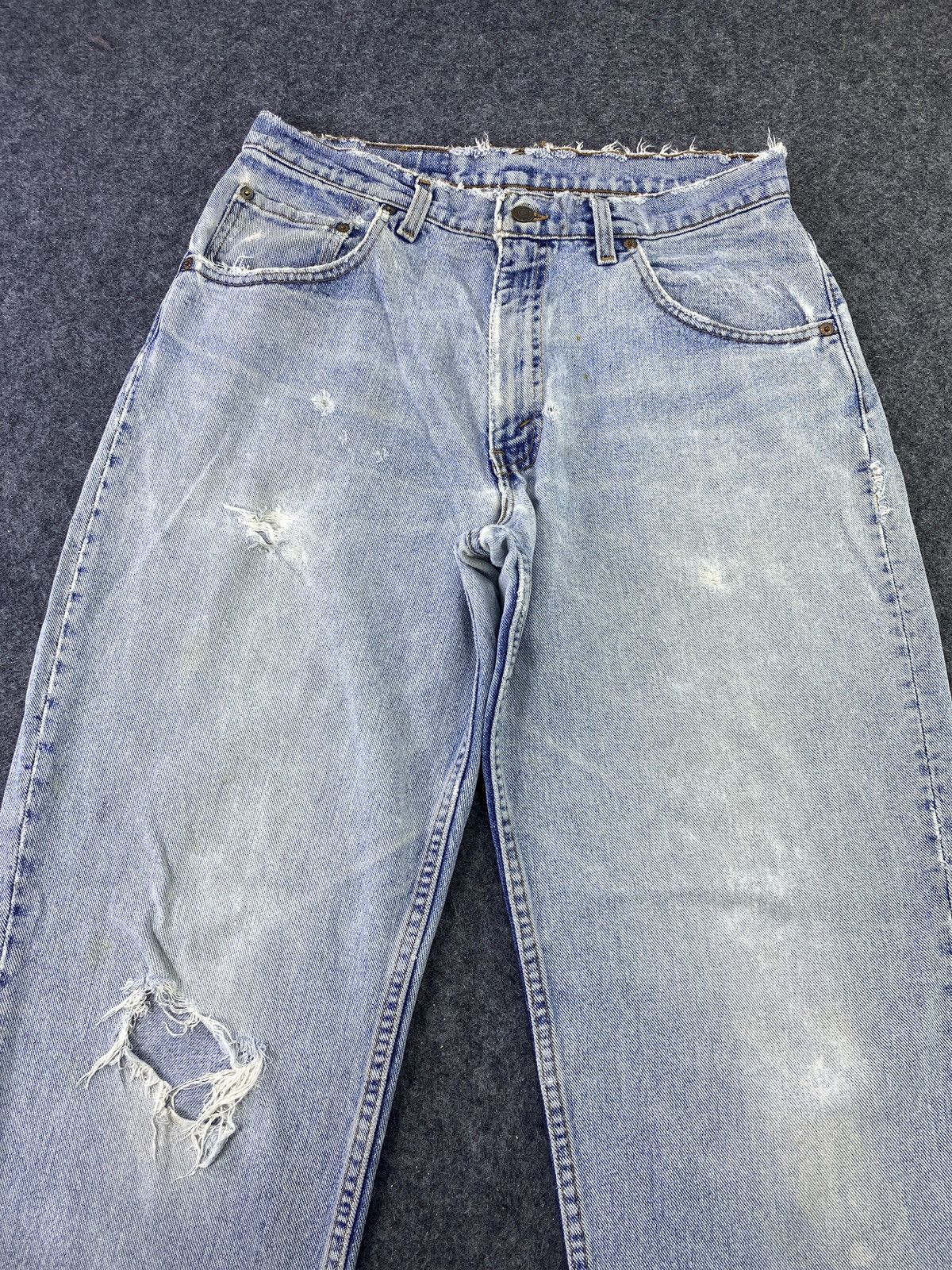 Levi's 90s VINTAGE LEVI'S 560 DISTRESS BLUE WASH JEANS - J665 Size US 33 - 10 Thumbnail