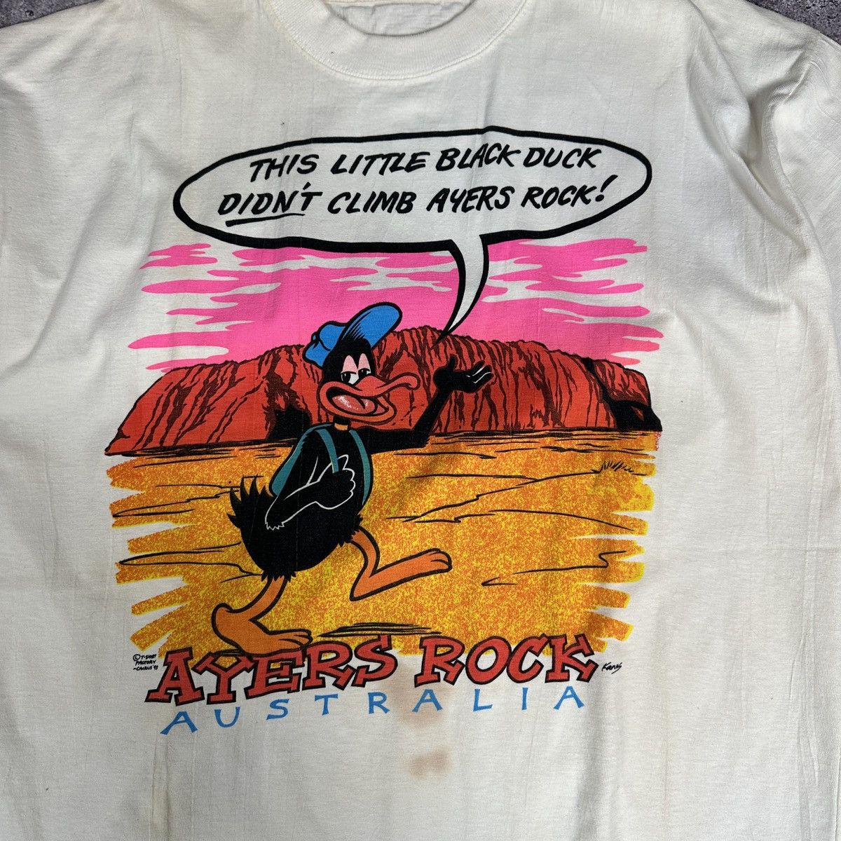 Vintage Vintage 90s Little Black Duck Ayers Rock Australia tee rare Size US L / EU 52-54 / 3 - 6 Thumbnail