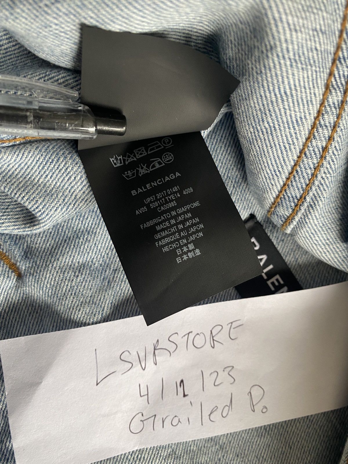 Balenciaga Balenciaga SS18 Oversized Denim Jacket 48 Size US M / EU 48-50 / 2 - 6 Thumbnail