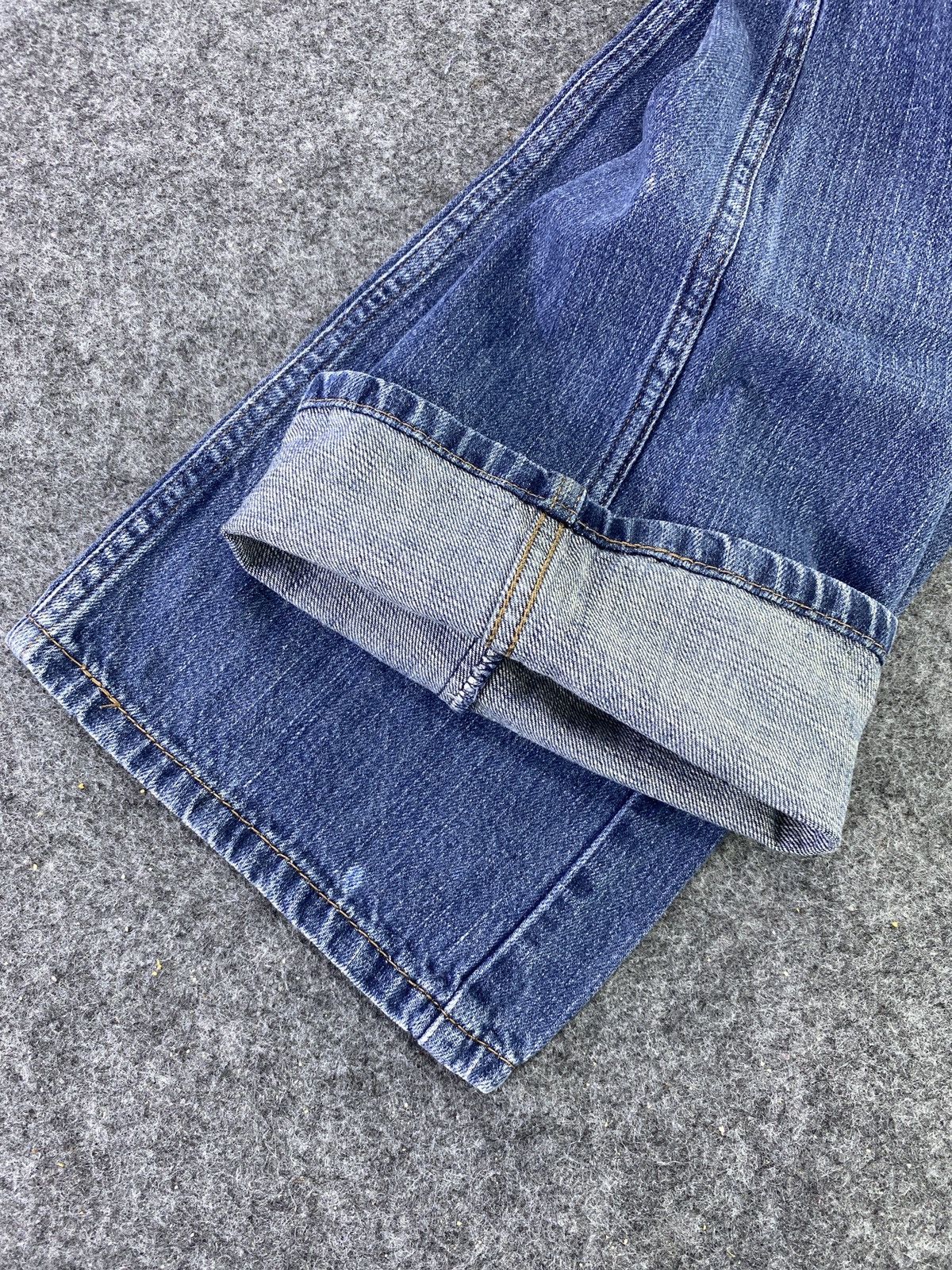 Levi's VINTAGE LEVI'S 527 BLUE WASH JEANS - J670 Size US 32 / EU 48 - 6 Thumbnail