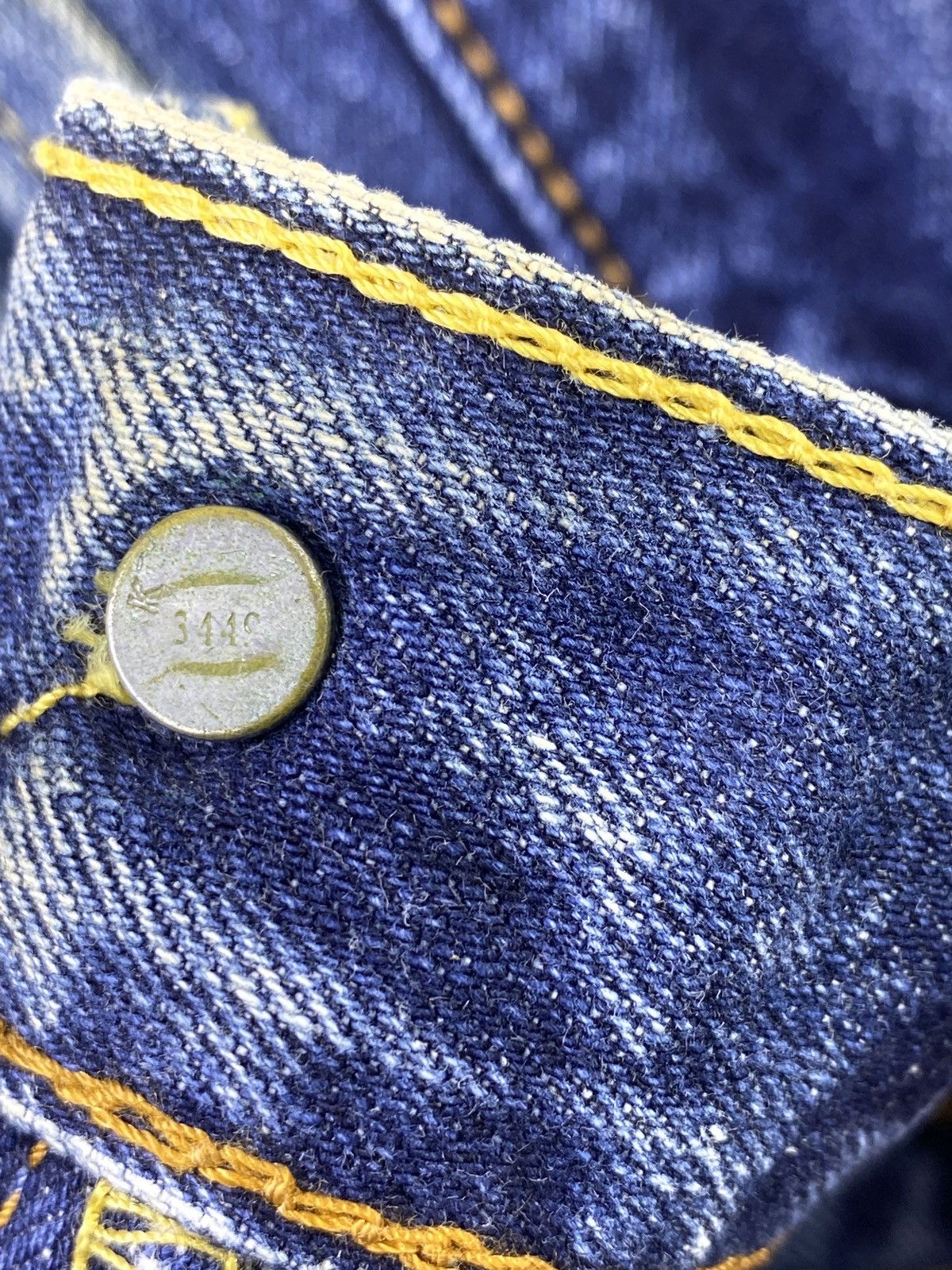 Levi's VINTAGE LEVI'S 505 BLUE WASH JEANS - J672 Size US 34 / EU 50 - 4 Thumbnail