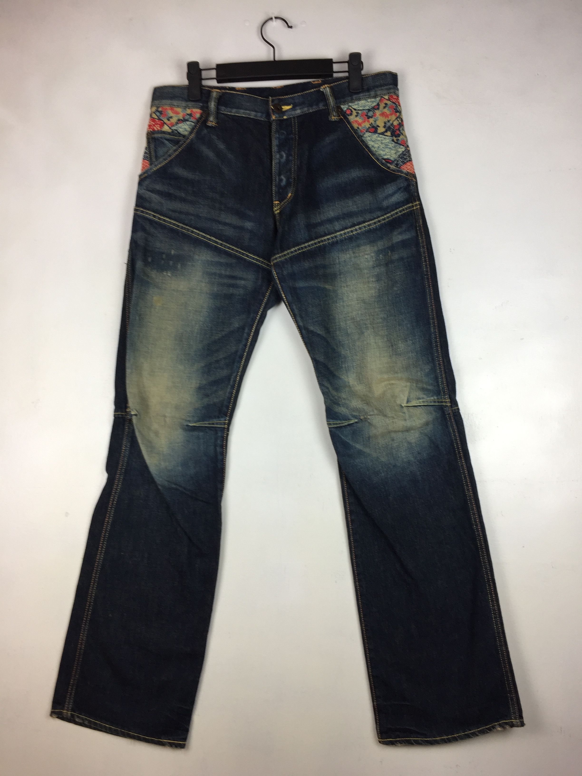 Japanese Brand VINTAGE CHAKA BUCKLE BACK FADED PANT Size US 34 / EU 50 - 3 Thumbnail