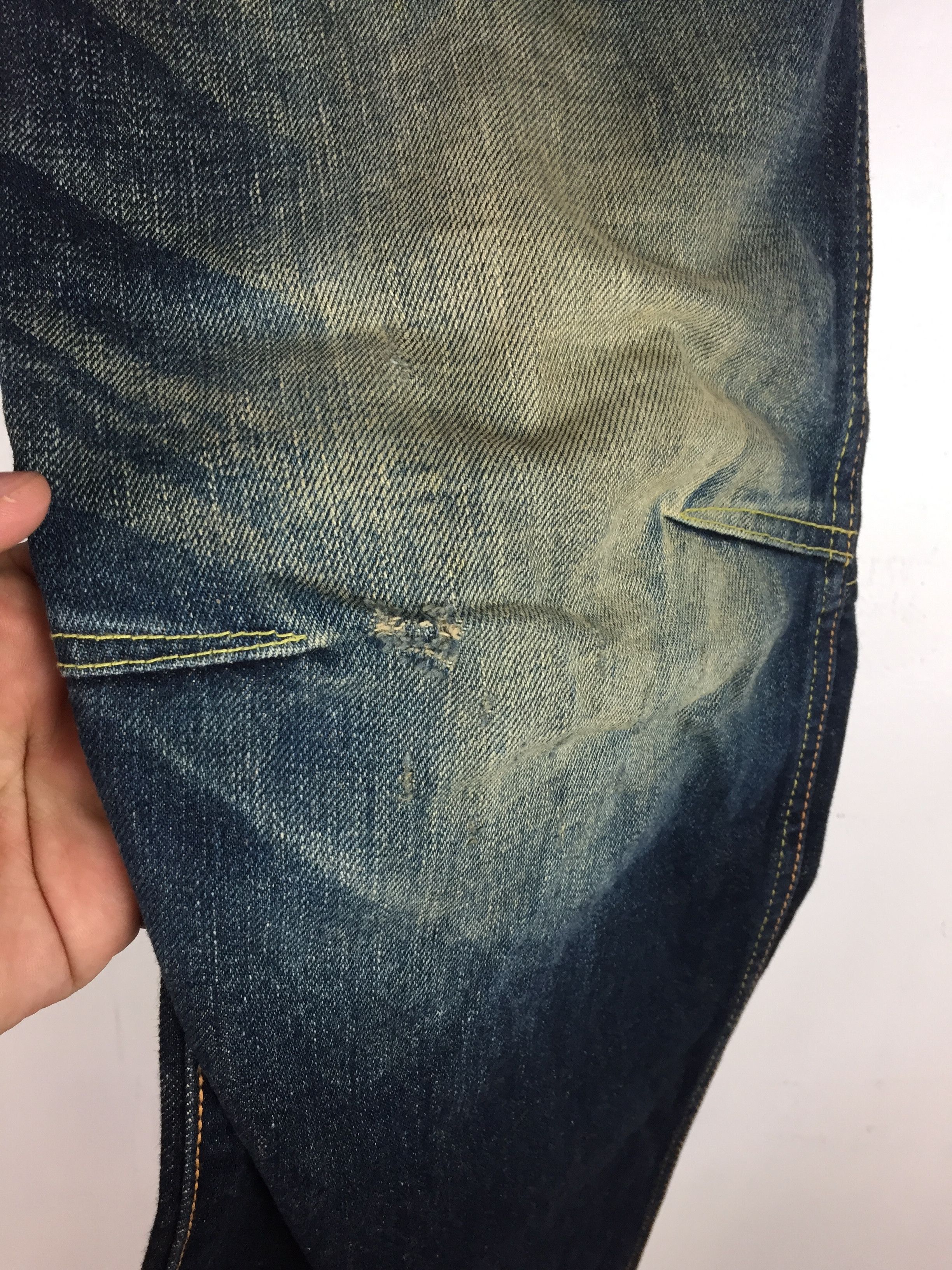 Japanese Brand VINTAGE CHAKA BUCKLE BACK FADED PANT Size US 34 / EU 50 - 5 Thumbnail
