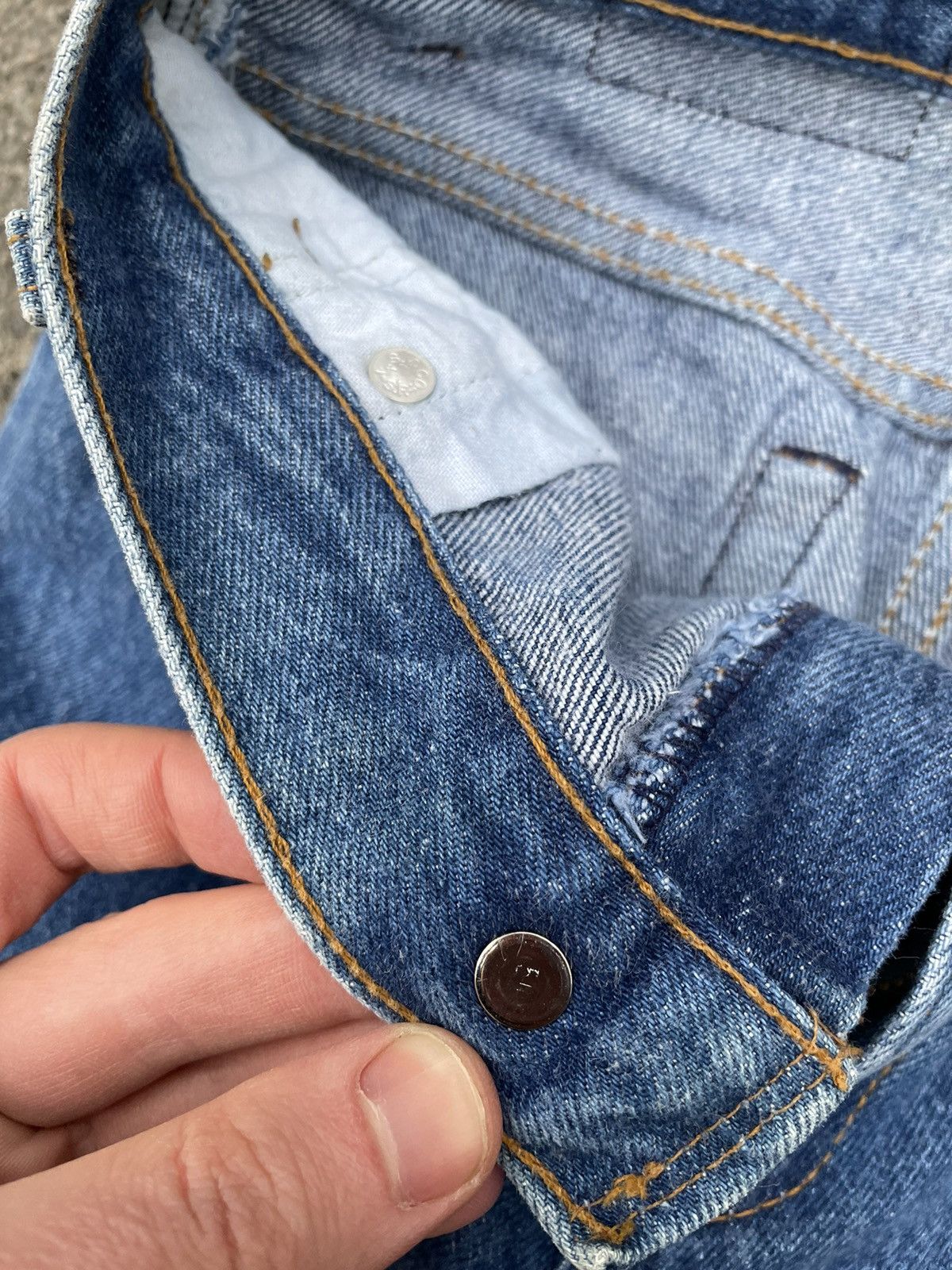 Levi's Vintage Clothing Vintage Levi’s 512 XX 90s Blue Denim Jeans 25x28 Size US 26 / EU 42 - 11 Thumbnail