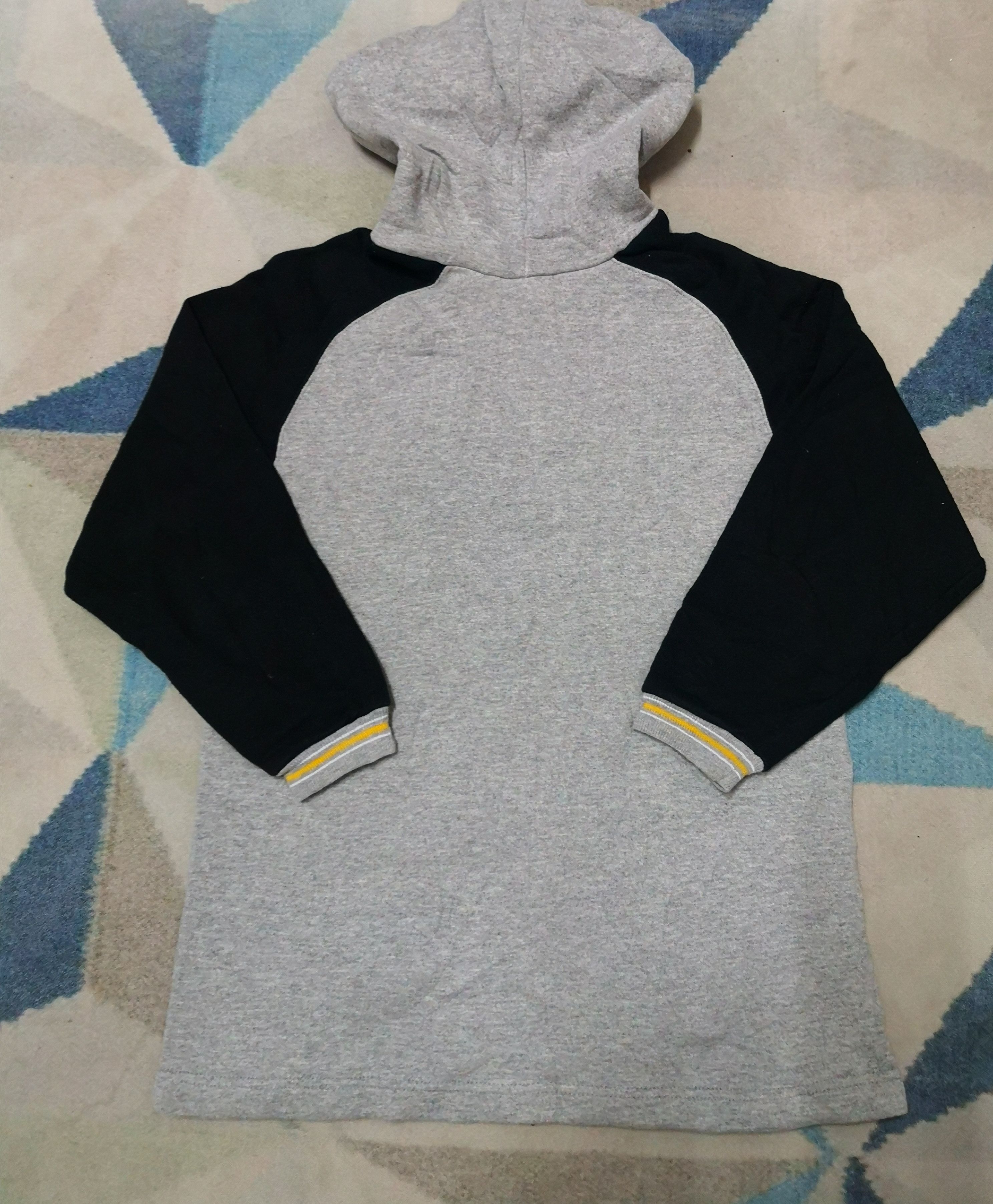 Nike Vintage Nike Embroidered Logo Hoodie Size S / US 4 / IT 40 - 2 Thumbnail
