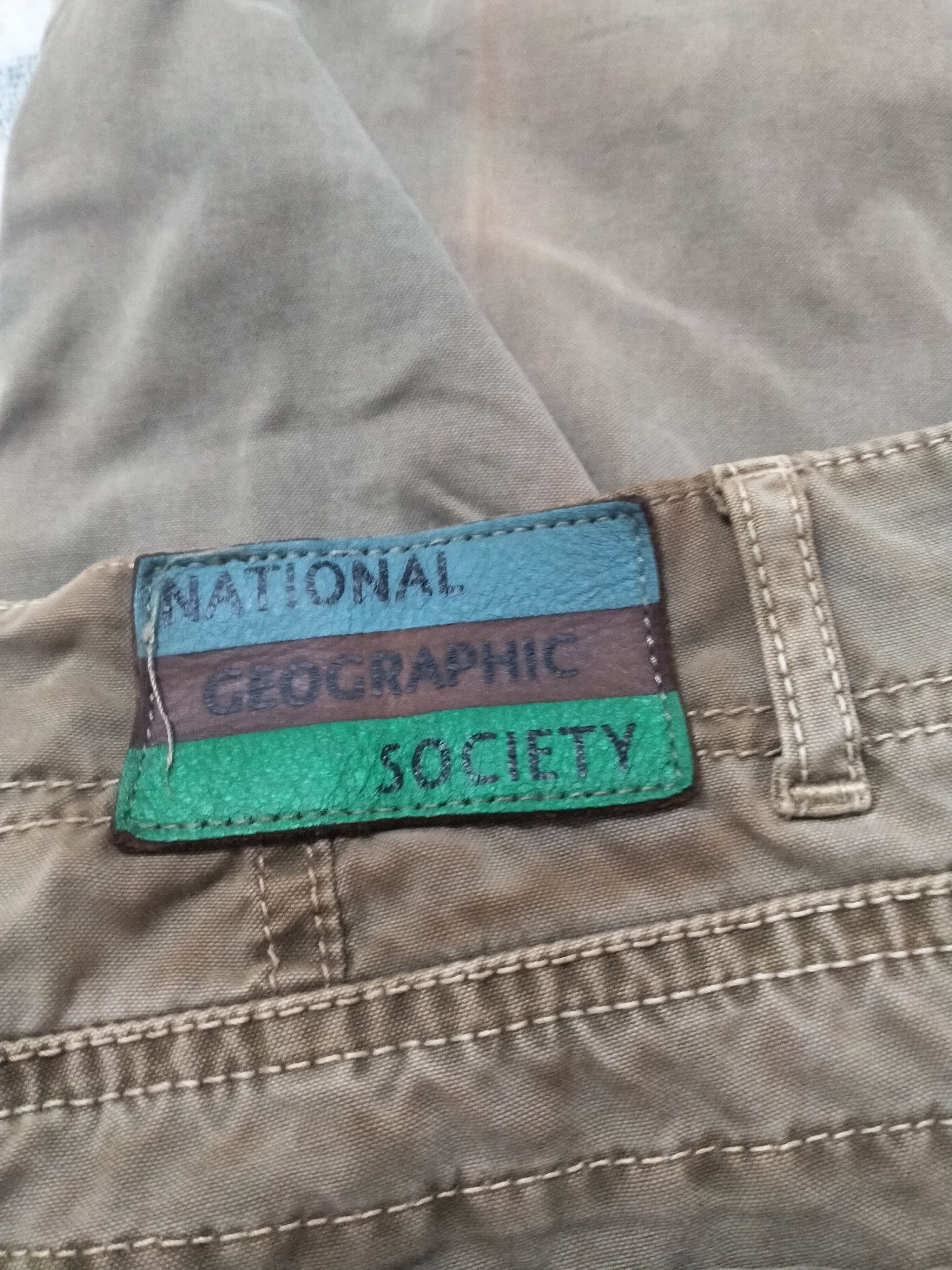 Avirex MADE IN PORTUGAL..NATIONAL GEOGRAPHIC CARGO MULTI POCKET Size US 33 - 13 Thumbnail