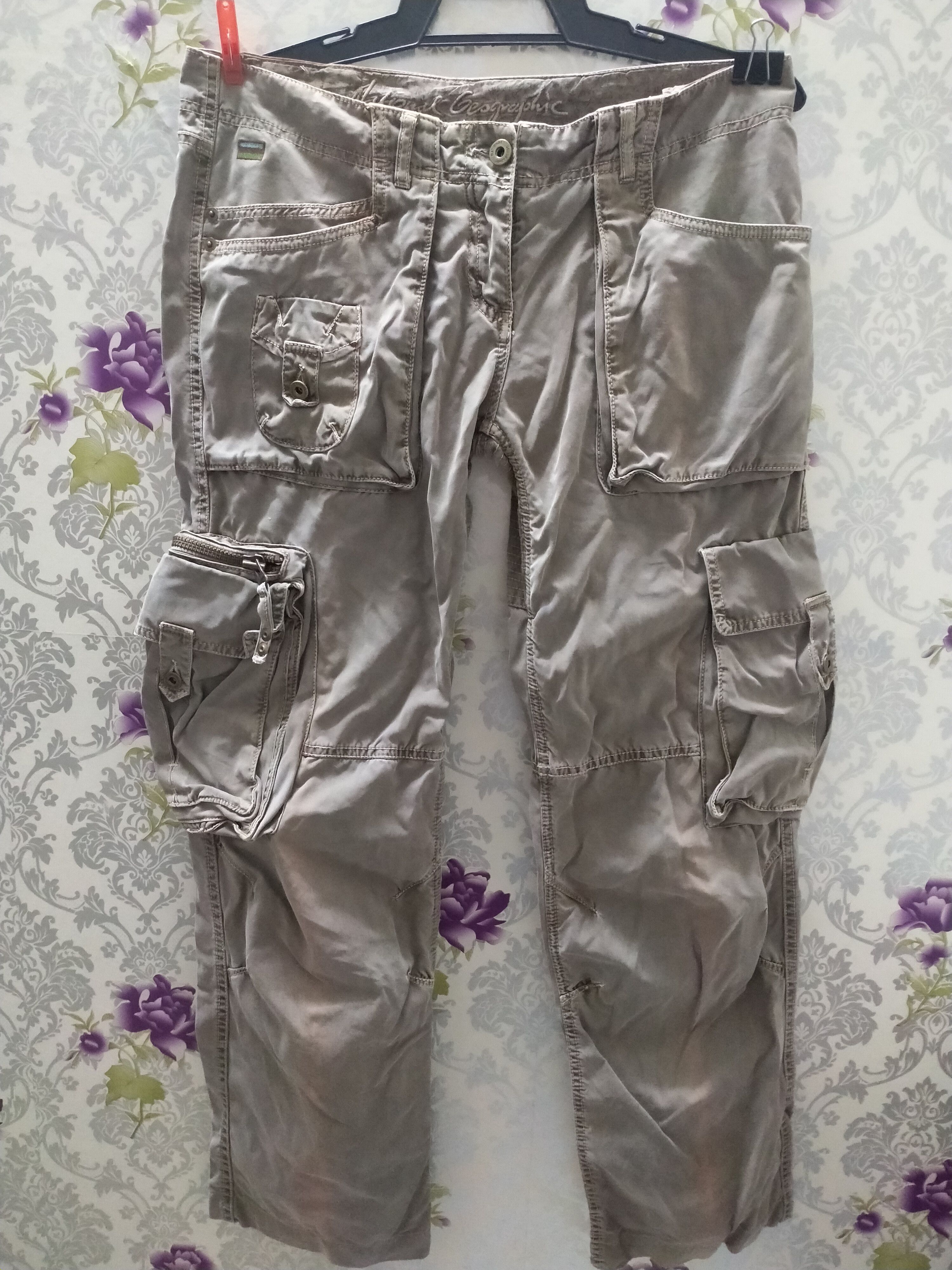 Avirex MADE IN PORTUGAL..NATIONAL GEOGRAPHIC CARGO MULTI POCKET Size US 33 - 5 Thumbnail
