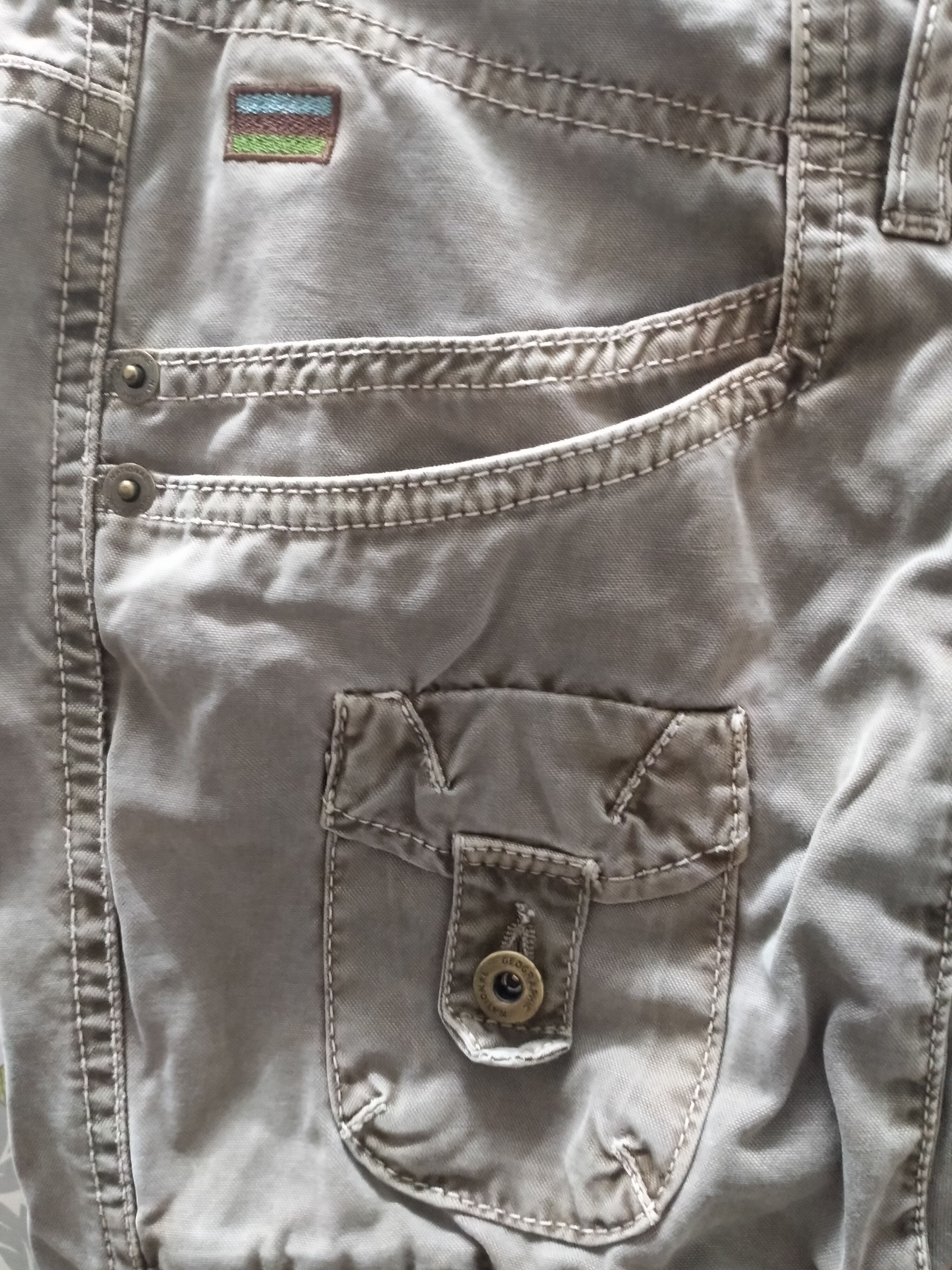 Avirex MADE IN PORTUGAL..NATIONAL GEOGRAPHIC CARGO MULTI POCKET Size US 33 - 11 Thumbnail