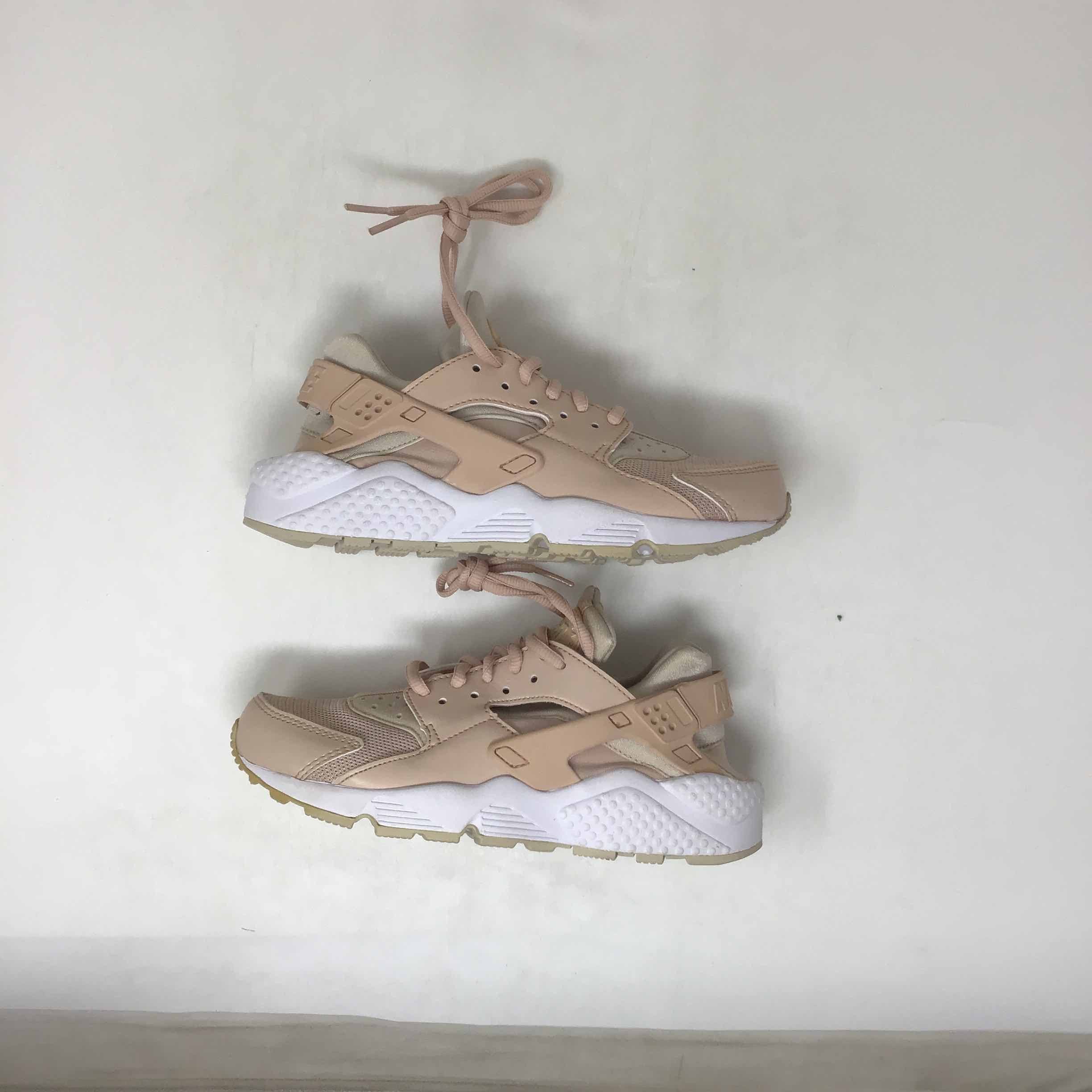 Huaraches outlet hot sale