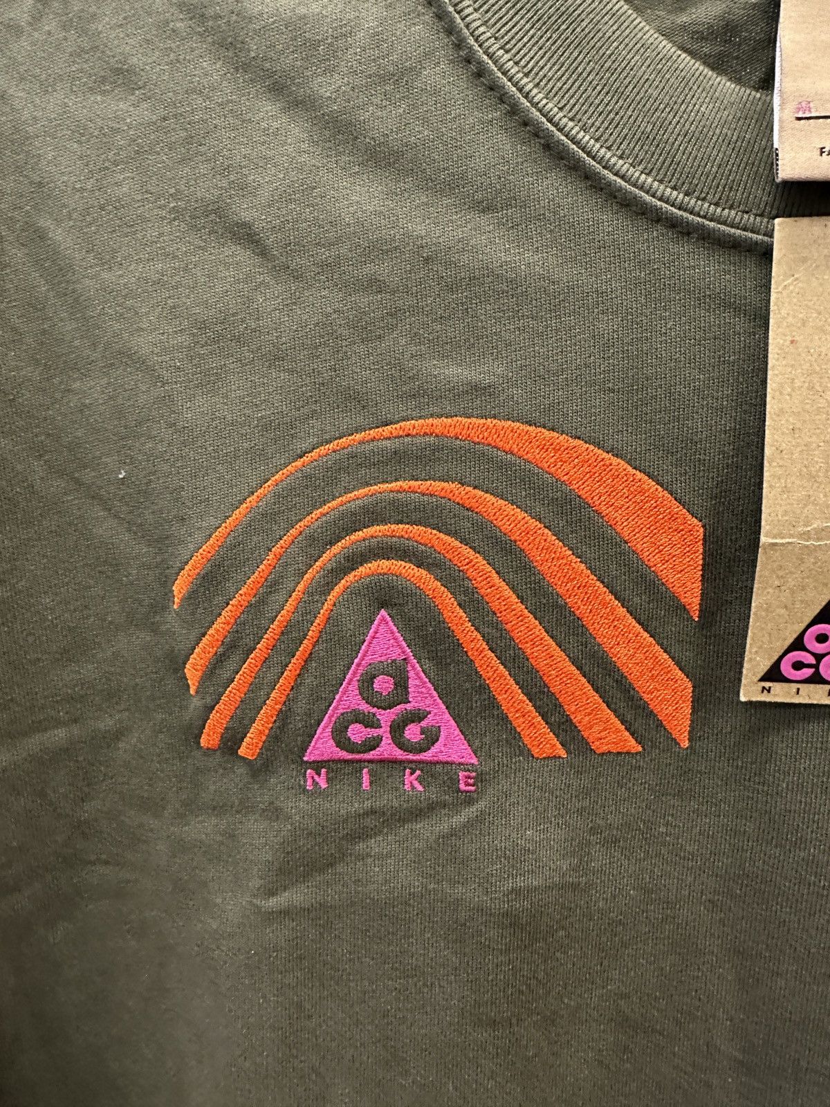 Nike × Nike ACG Nike ACG Splattered Logo Tee CT4168-325 Green Size M T-Shirt Size US M / EU 48-50 / 2 - 3 Thumbnail