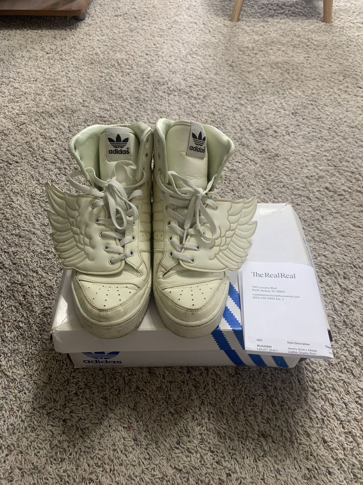 Jeremy scott glow in the dark deals