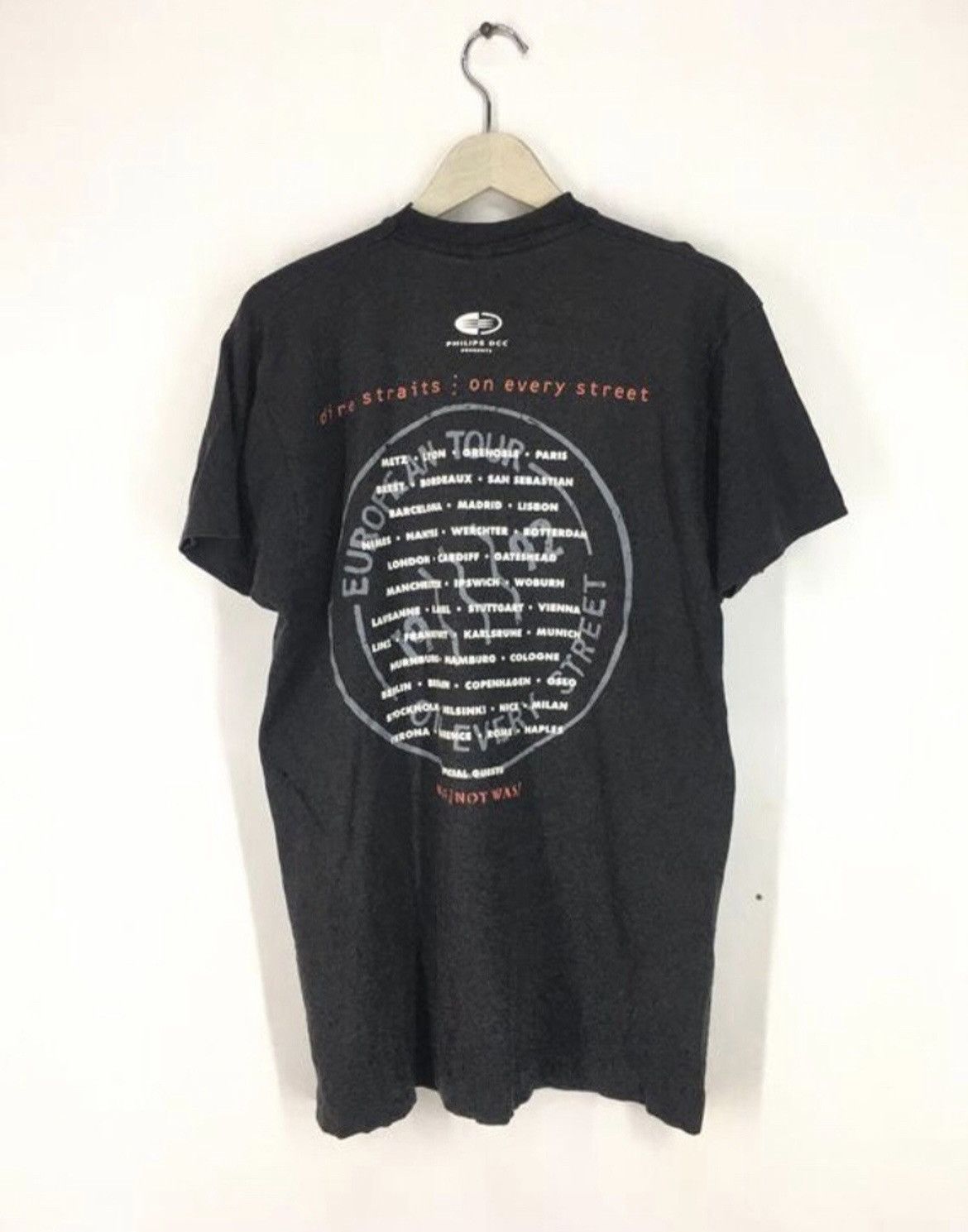 Band Tees Vintage 90s dire straits : on every street Europe tour tee Size US L / EU 52-54 / 3 - 2 Thumbnail