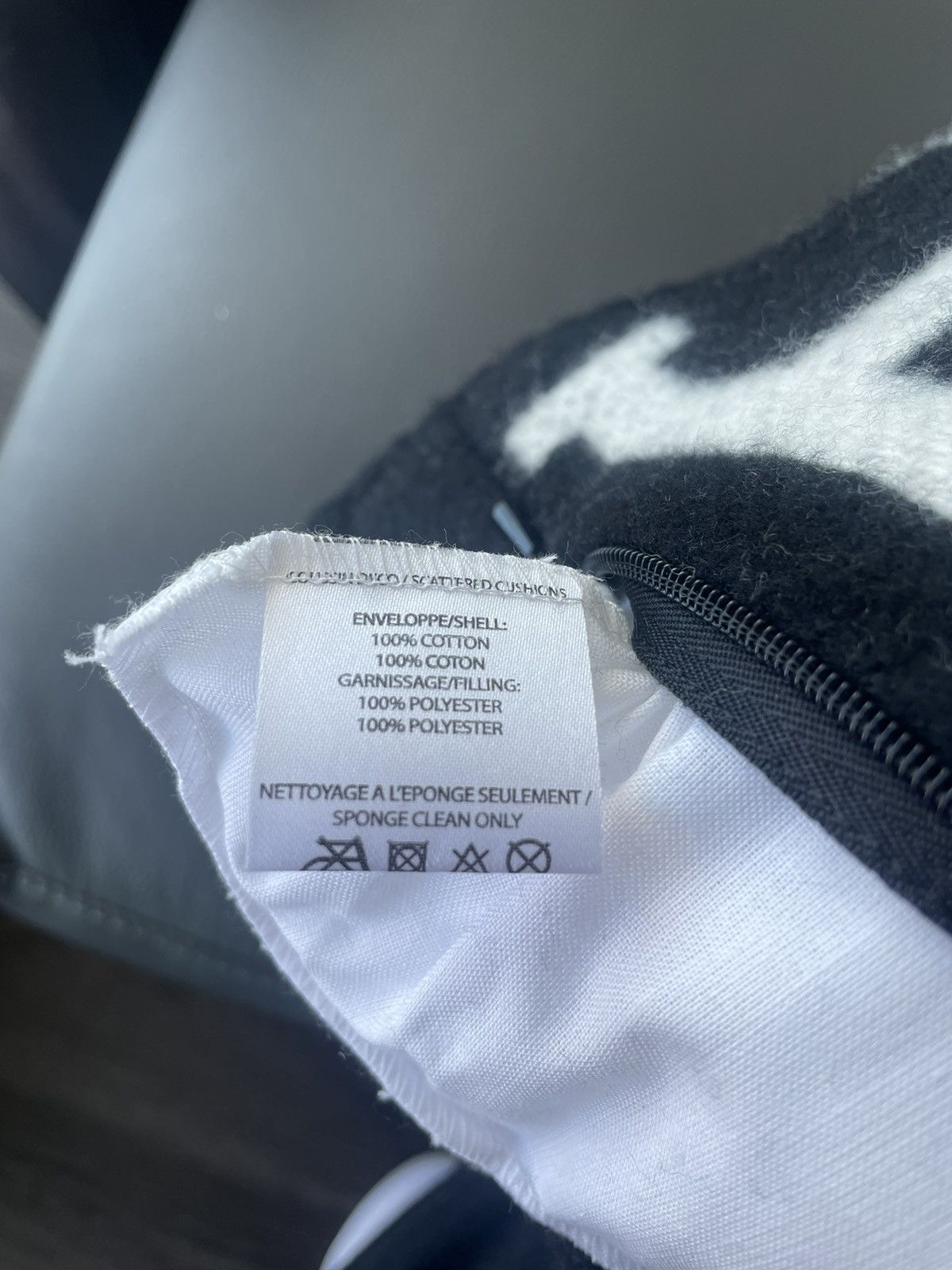 Hermes Iconic Brand New Limited Edition Avalon Cashmere Pillow Size ONE SIZE - 13 Thumbnail