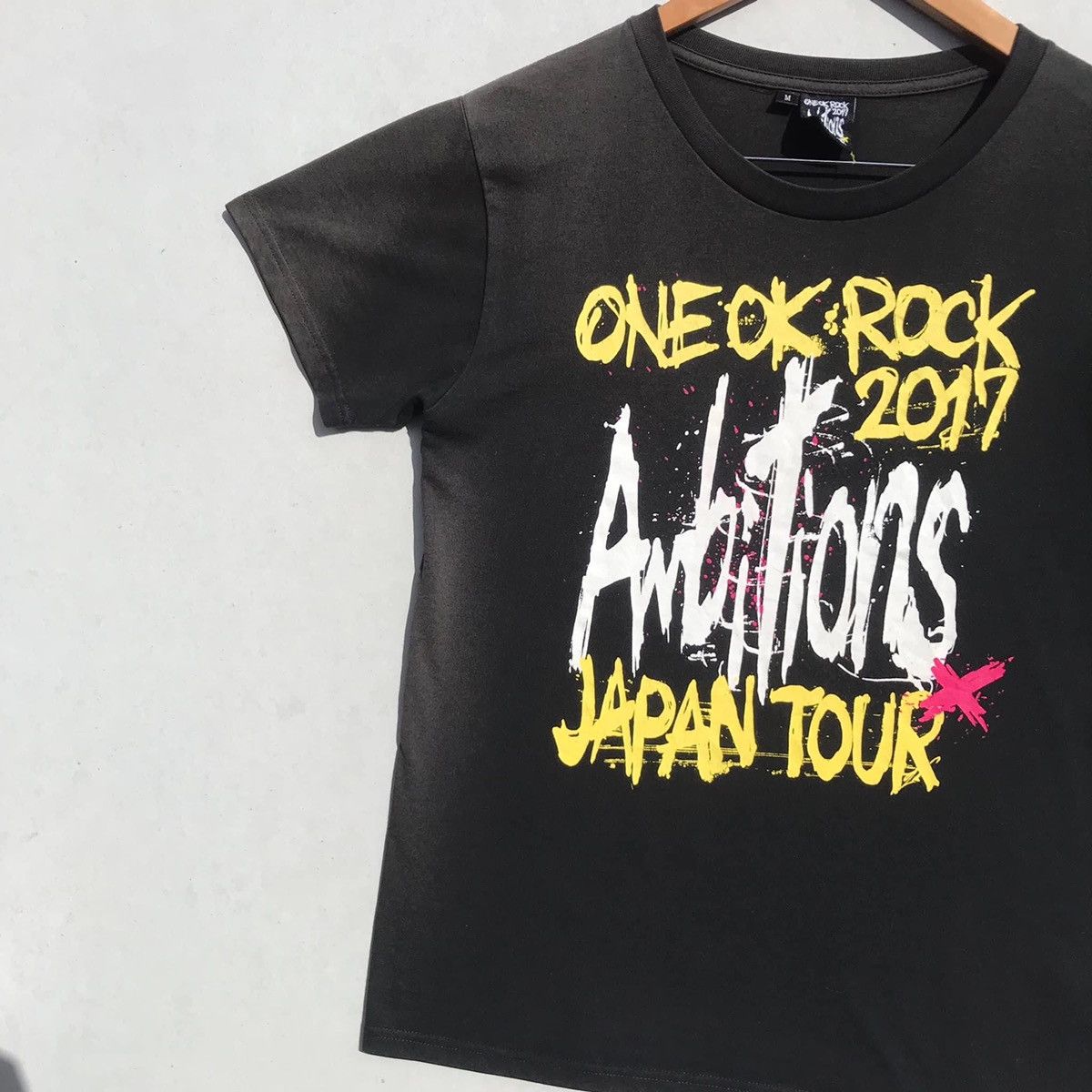 Band Tees 🔥Accept Binding Offer🔥 One Ok Rock Size US S / EU 44-46 / 1 - 3 Thumbnail