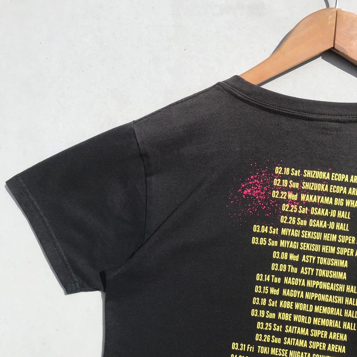 Band Tees 🔥Accept Binding Offer🔥 One Ok Rock Size US S / EU 44-46 / 1 - 9 Thumbnail